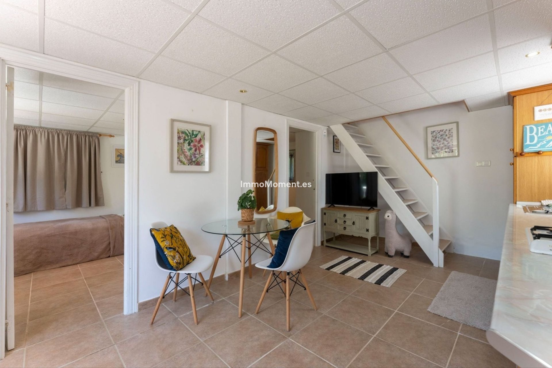Wiederverkauf - Freistehende Villa -   Inländisch - Alhaurín el Grande Centro
