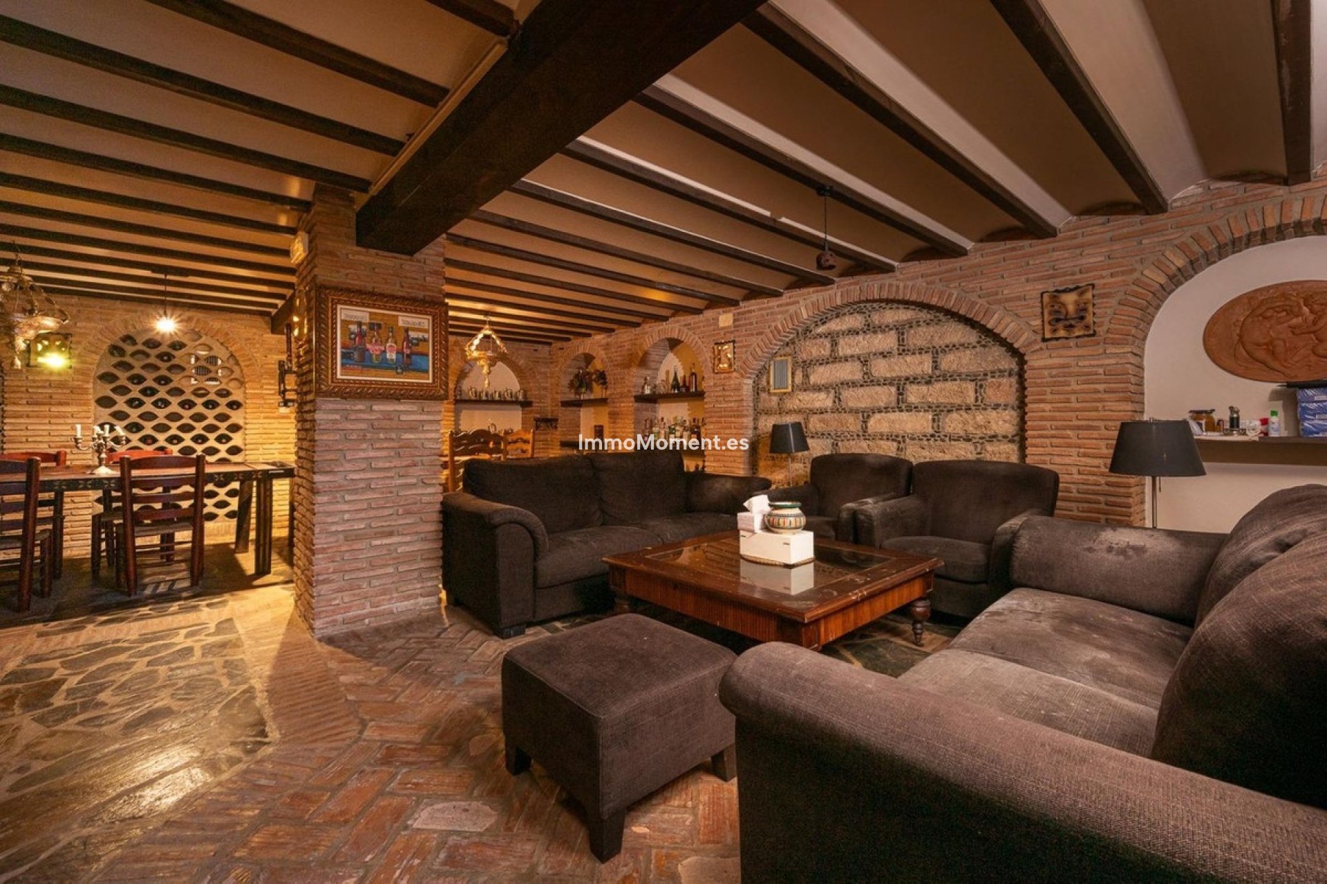 Wiederverkauf - Freistehende Villa -   Inländisch - Alhaurín el Grande Centro