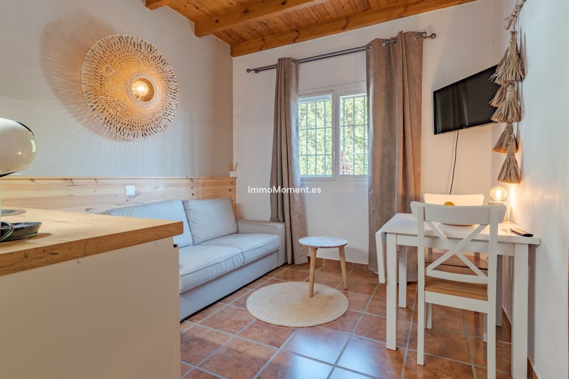Wiederverkauf - Freistehende Villa -   Inländisch - Alhaurín el Grande Centro