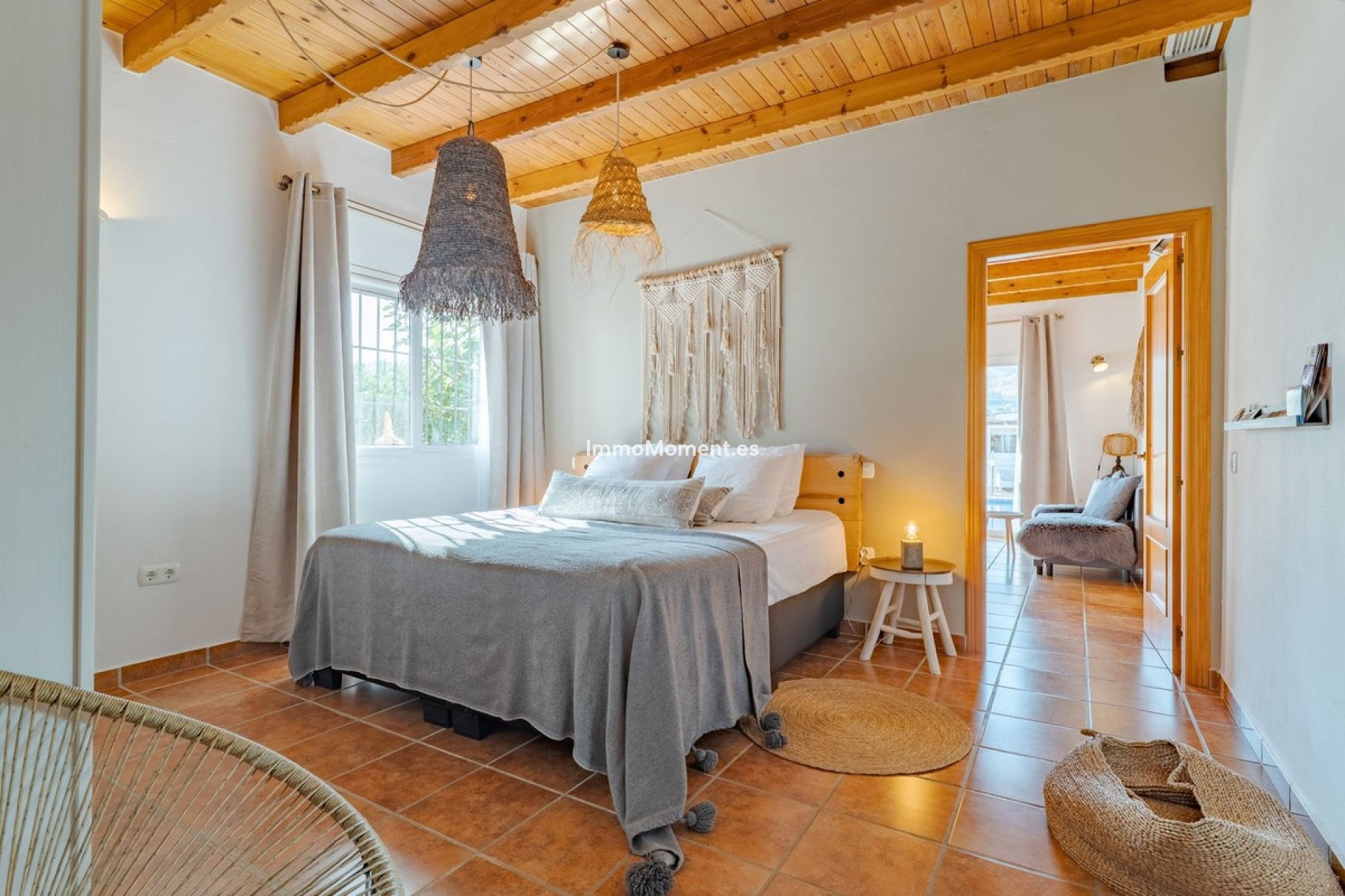 Wiederverkauf - Freistehende Villa -   Inländisch - Alhaurín el Grande Centro