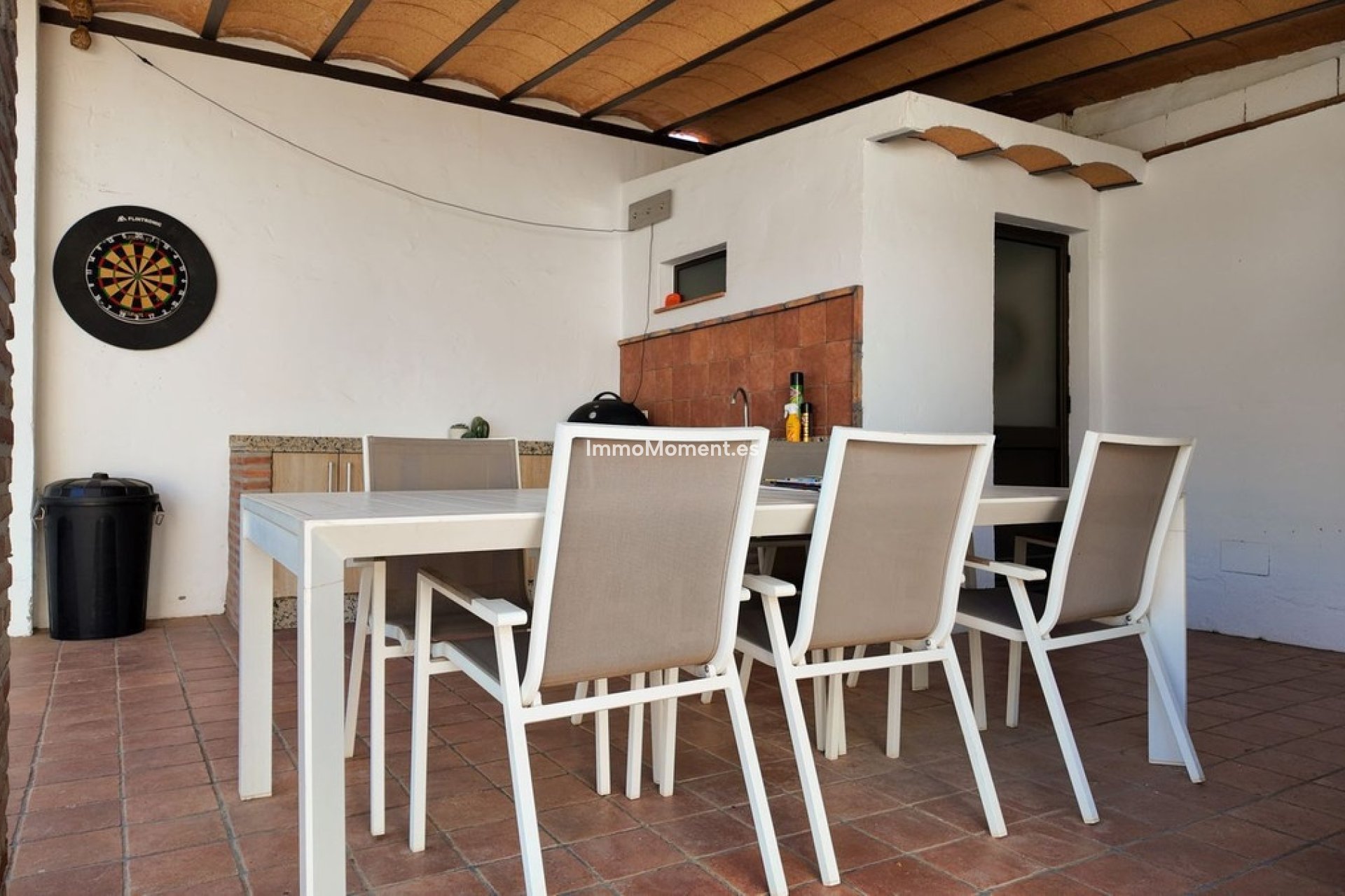Wiederverkauf - Freistehende Villa -   Inländisch - Alhaurín el Grande Centro