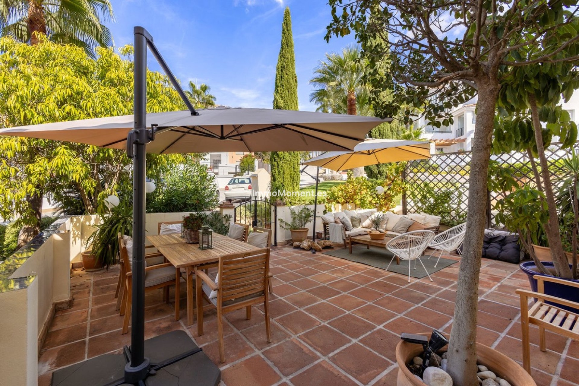Wiederverkauf - Freistehende Villa -   Inländisch - Alhaurín Golf