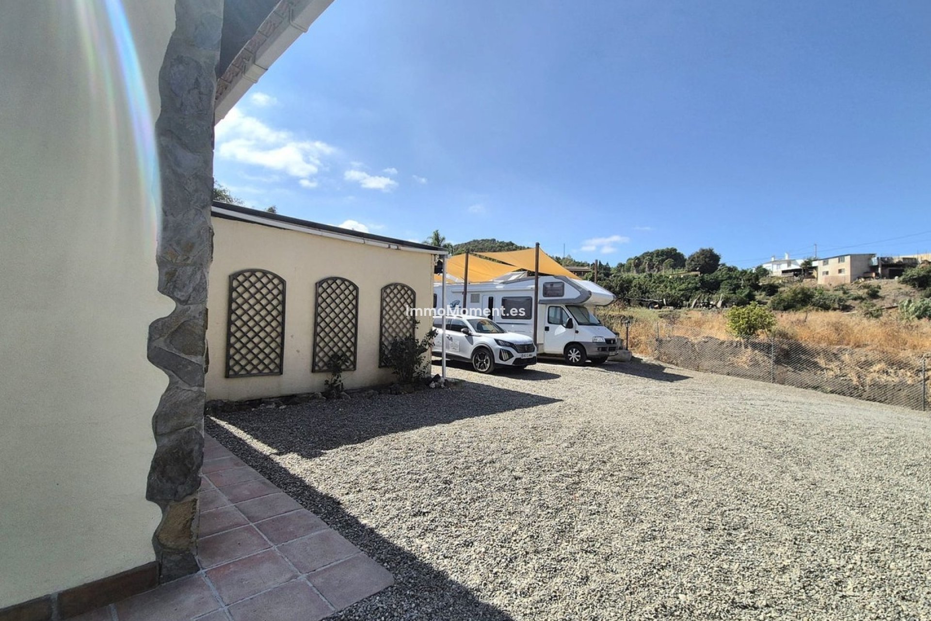 Wiederverkauf - Freistehende Villa -   Inländisch - Coín