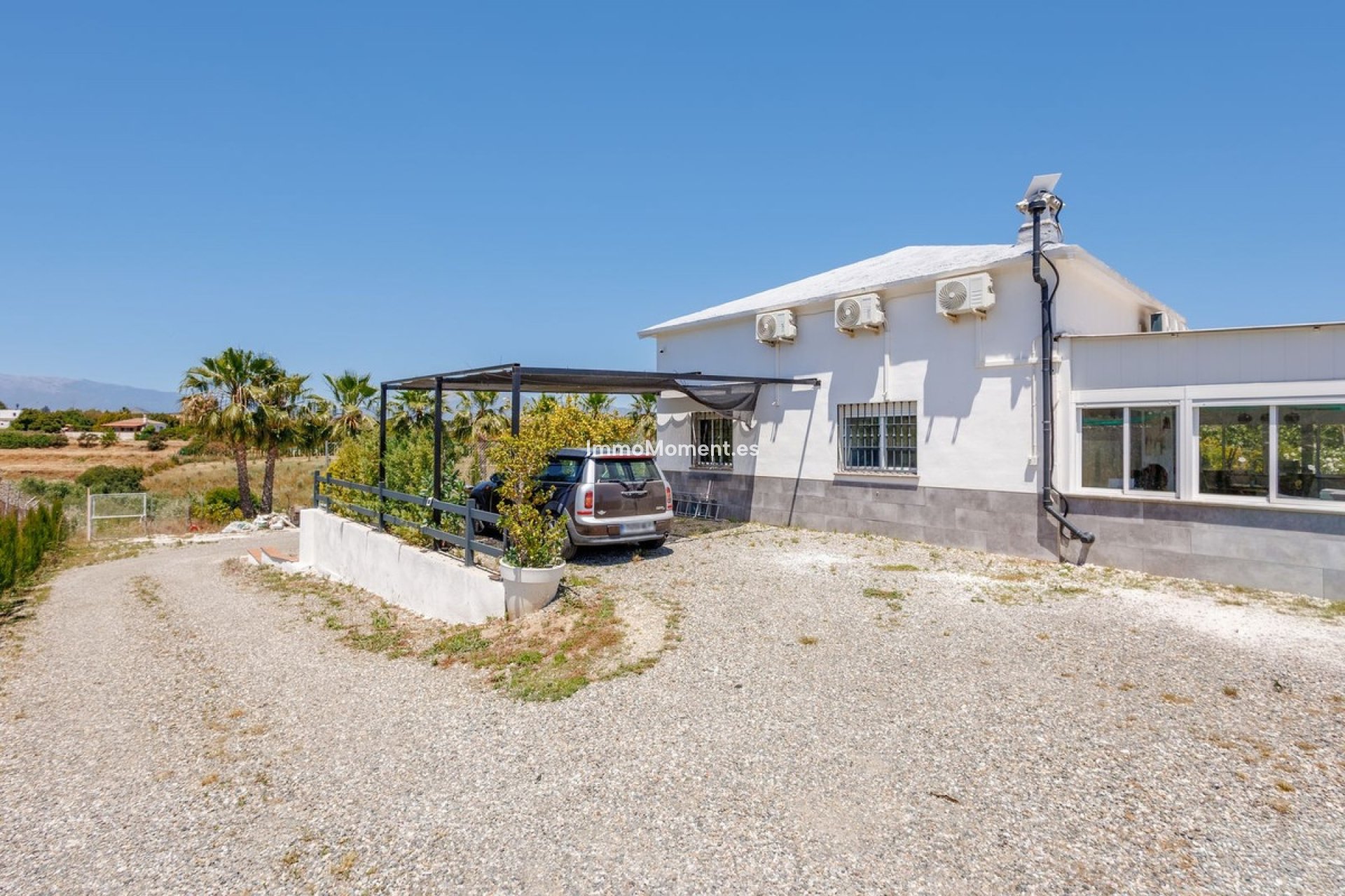 Wiederverkauf - Freistehende Villa -   Inländisch - Coín