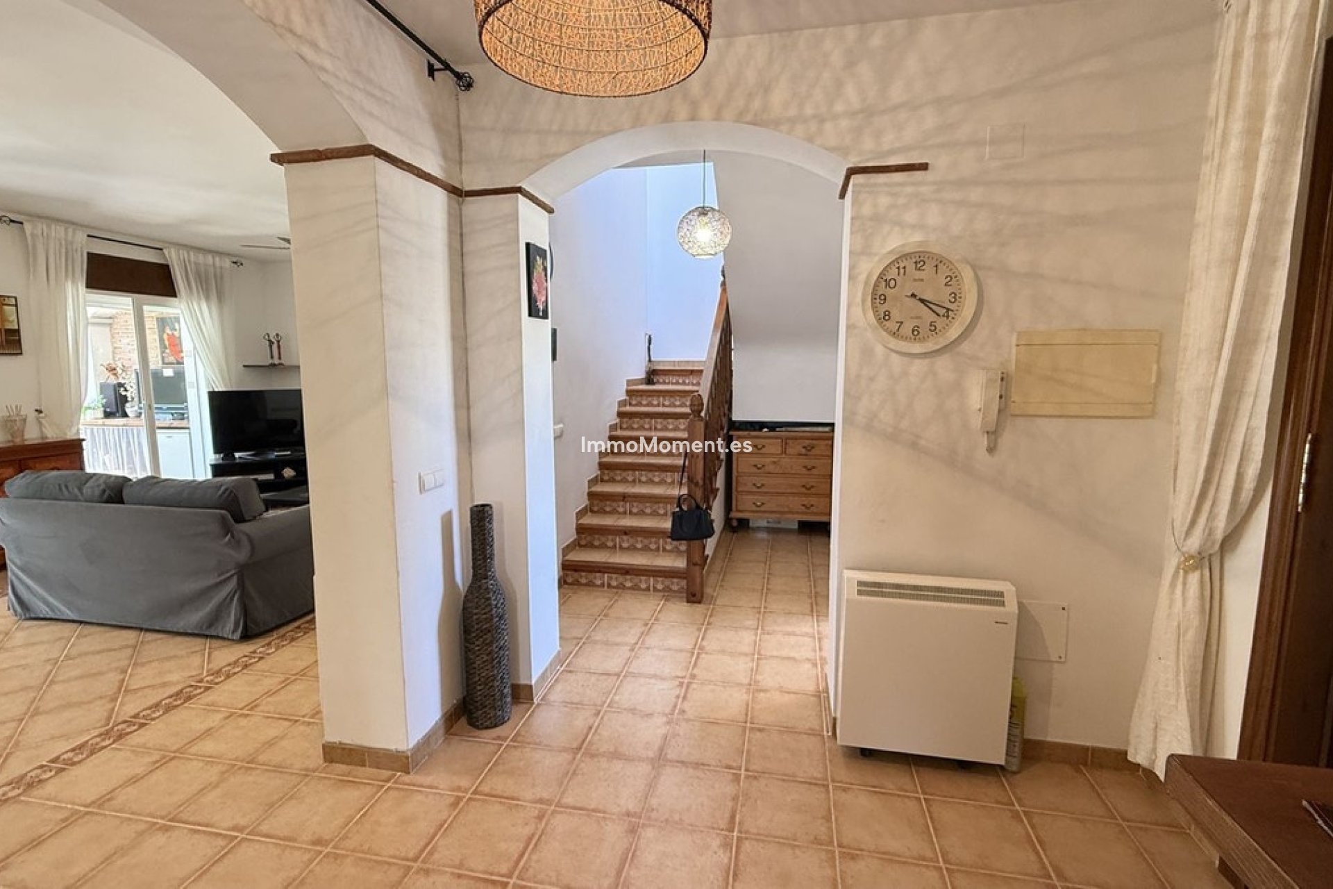 Wiederverkauf - Freistehende Villa -   Inländisch - Coín