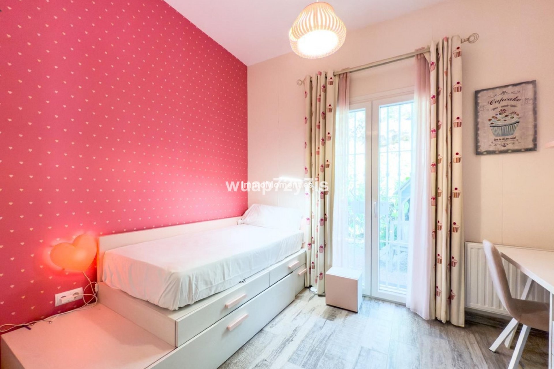 Wiederverkauf - Freistehende Villa -   Inländisch - Istán