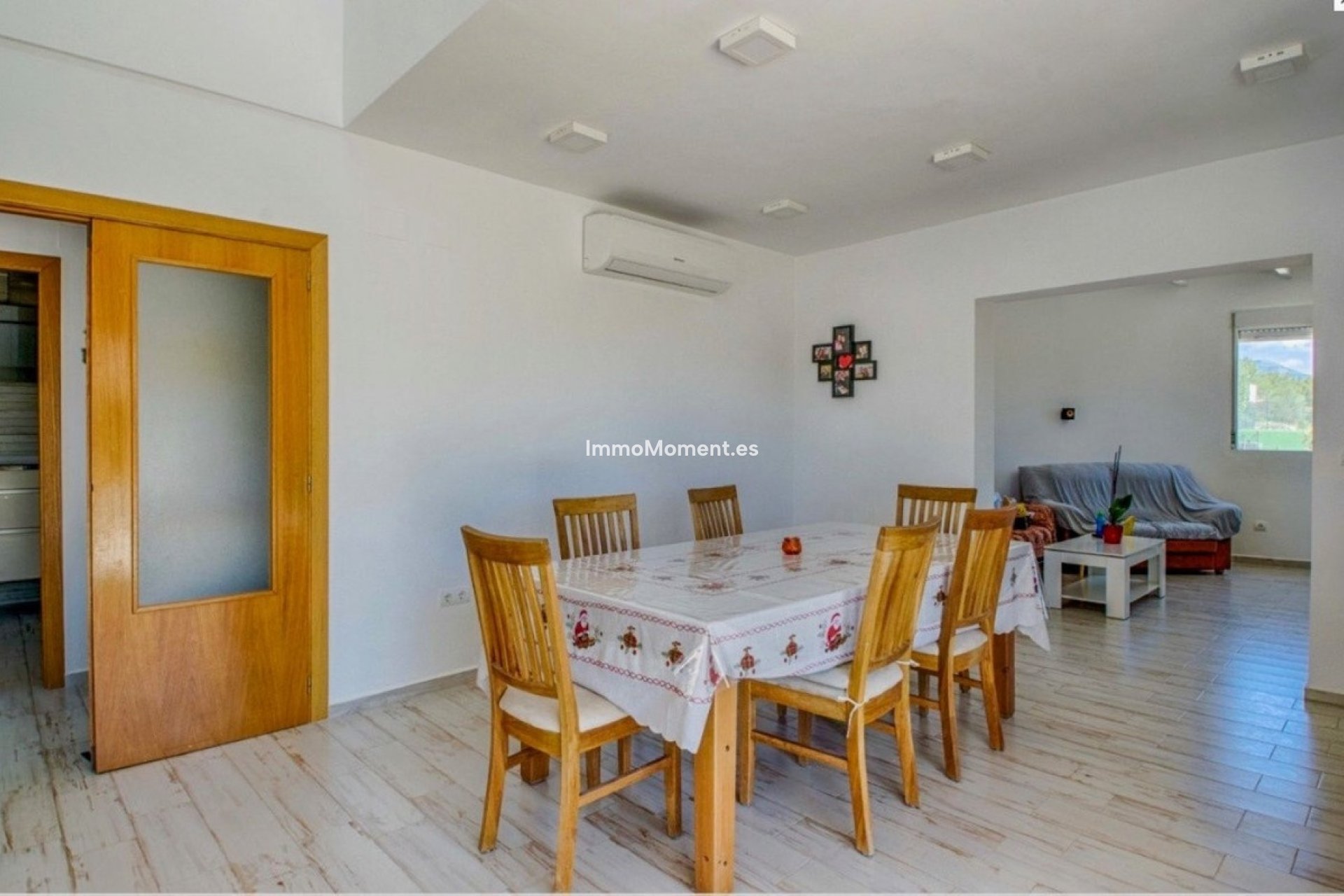 Wiederverkauf - Freistehende Villa - La Nucía - La Nucia Centro