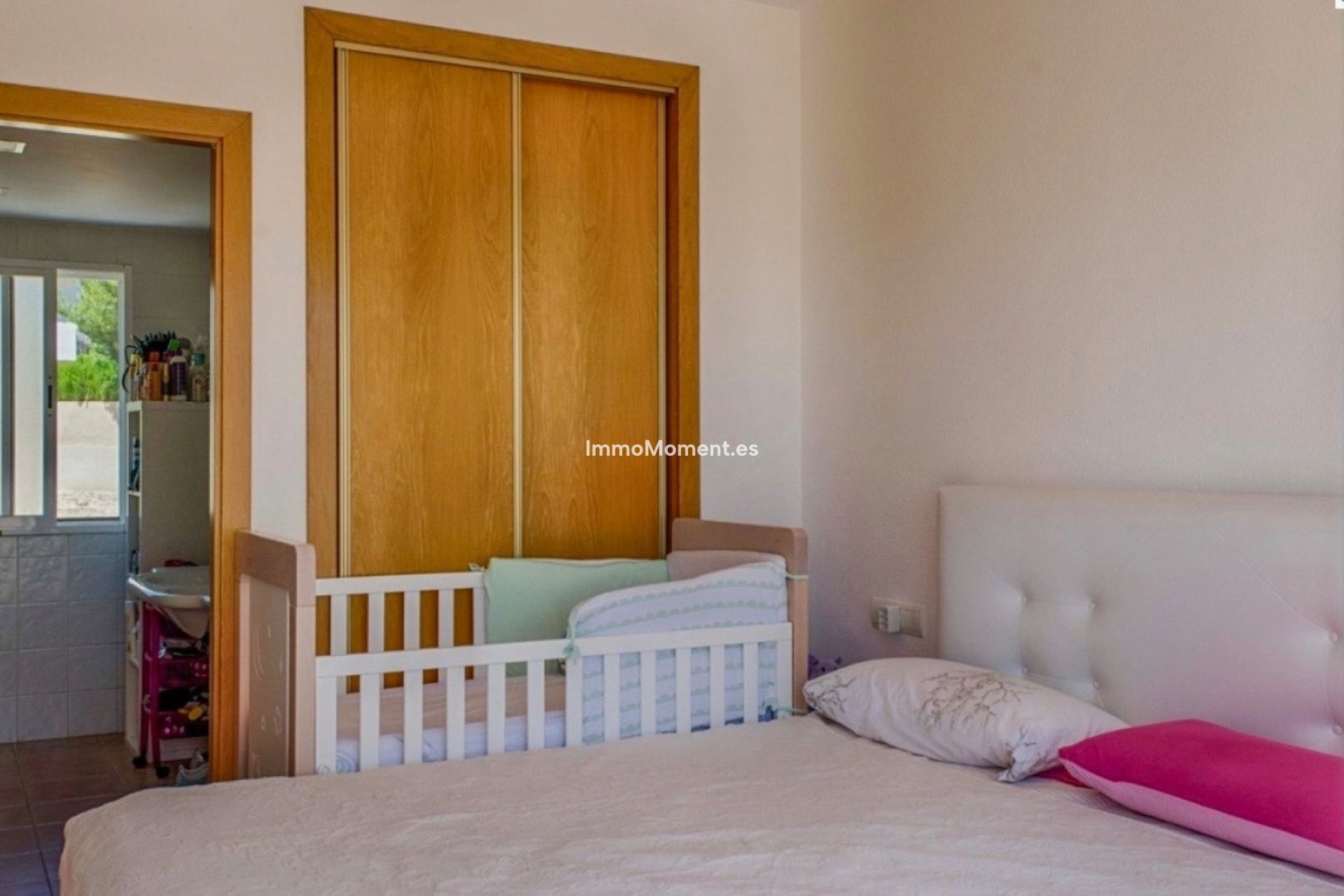 Wiederverkauf - Freistehende Villa - La Nucía - La Nucia Centro