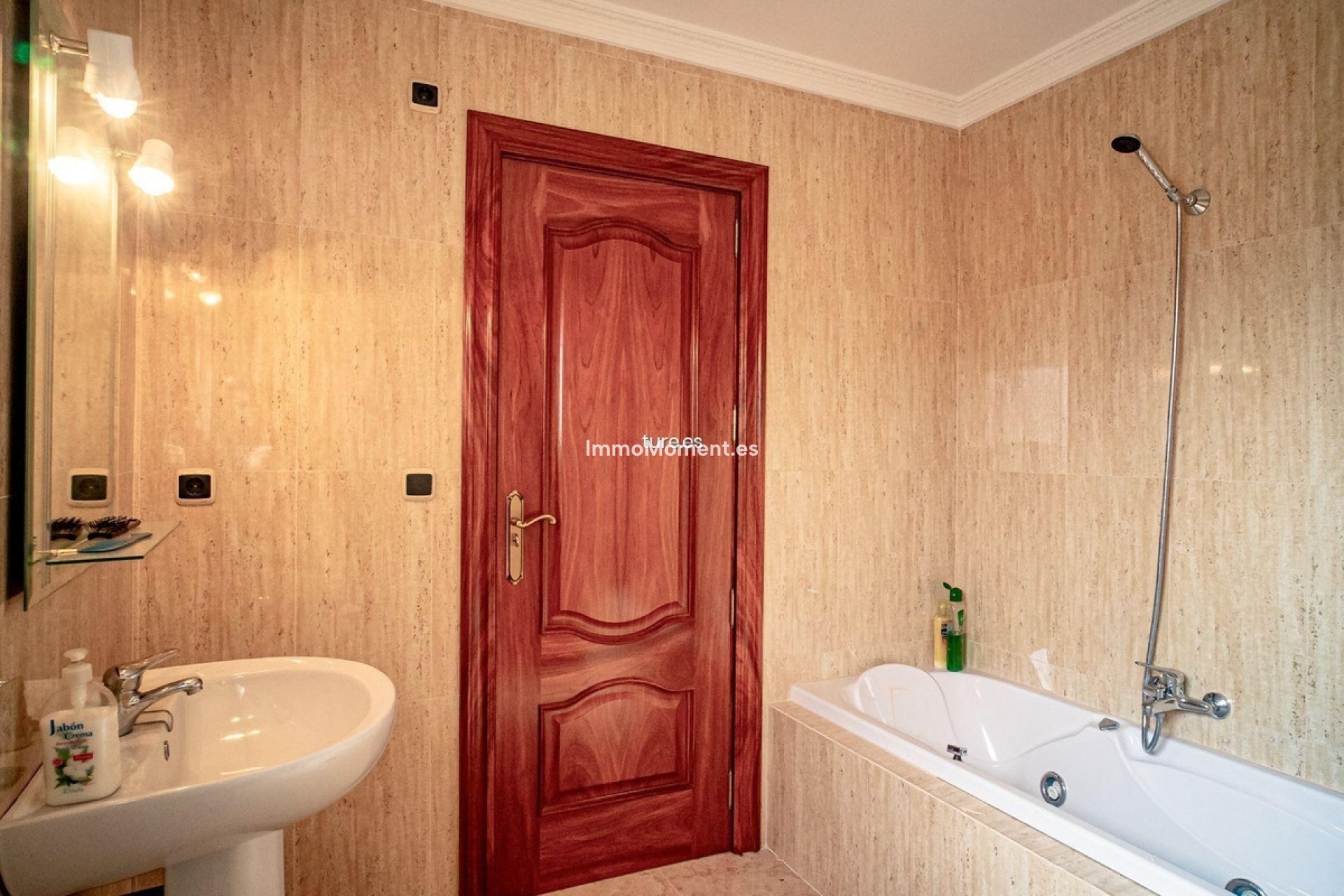 Wiederverkauf - Freistehende Villa - La Nucía - La Nucia Centro