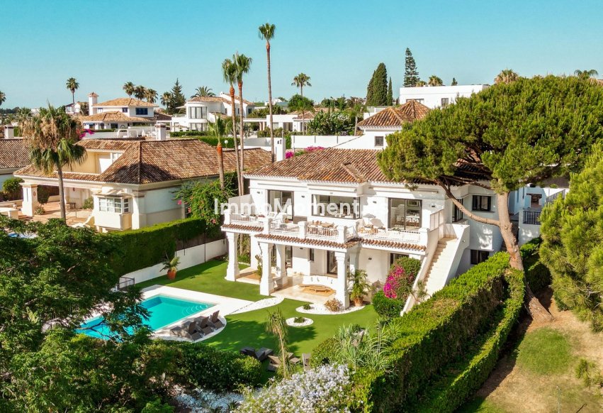 Wiederverkauf - Freistehende Villa - Marbella - Aloha