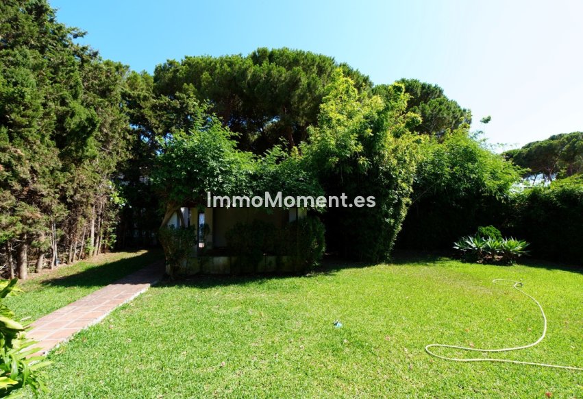 Wiederverkauf - Freistehende Villa - Marbella - Artola