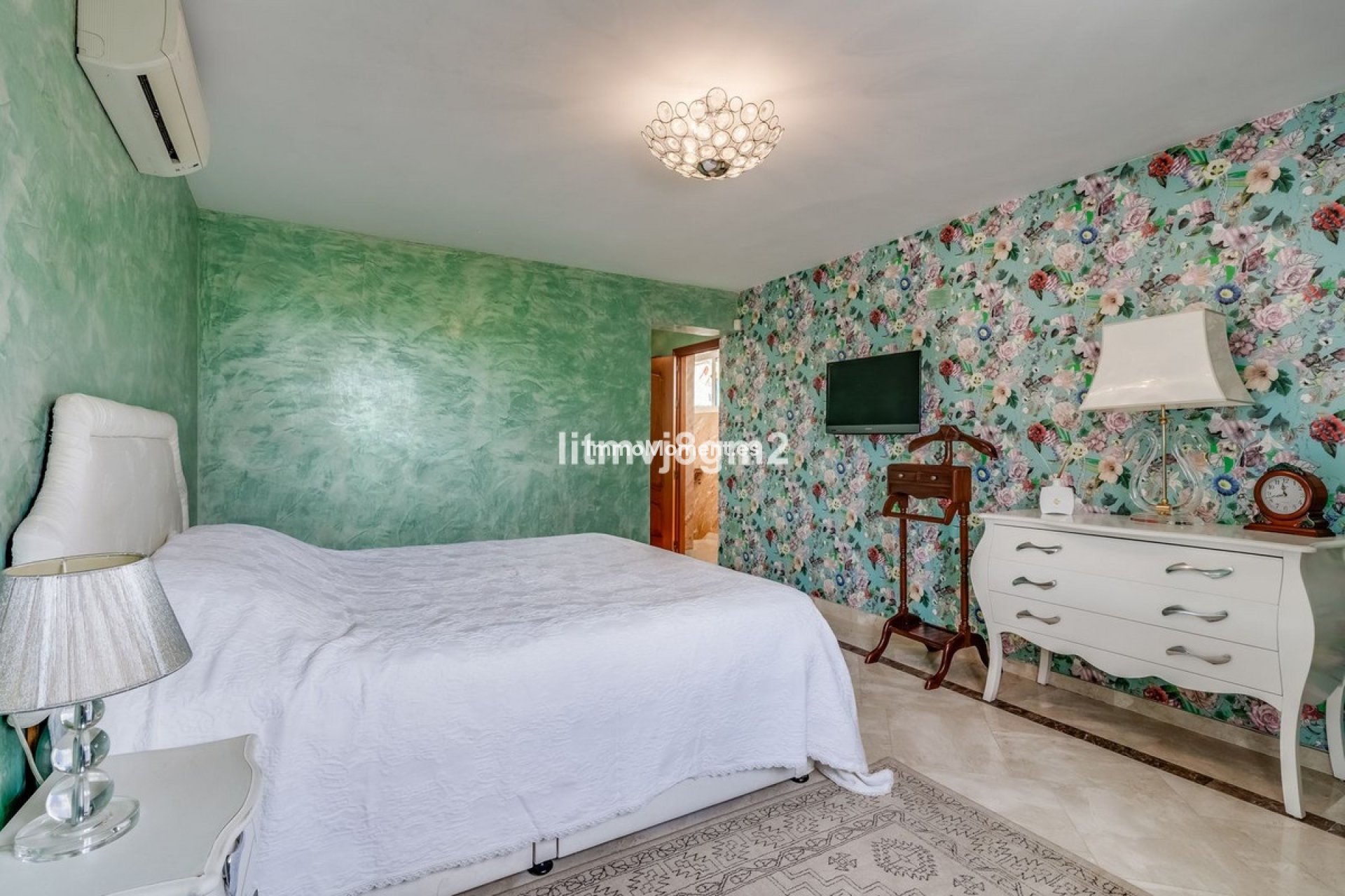 Wiederverkauf - Freistehende Villa - Marbella - Artola