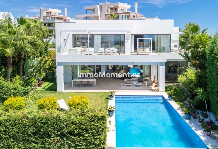 Wiederverkauf - Freistehende Villa - Marbella - Cabopino