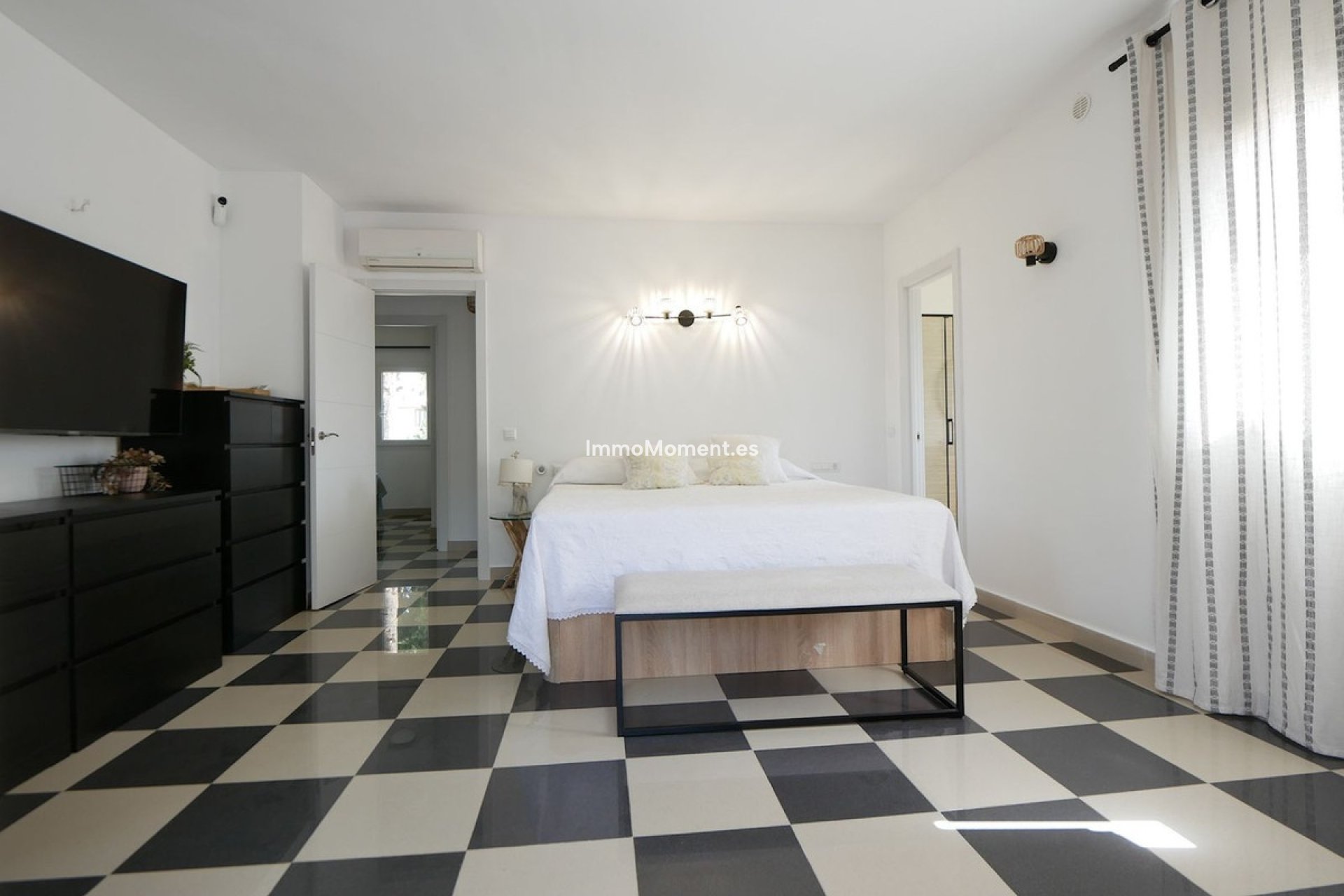 Wiederverkauf - Freistehende Villa - Marbella - Cabopino