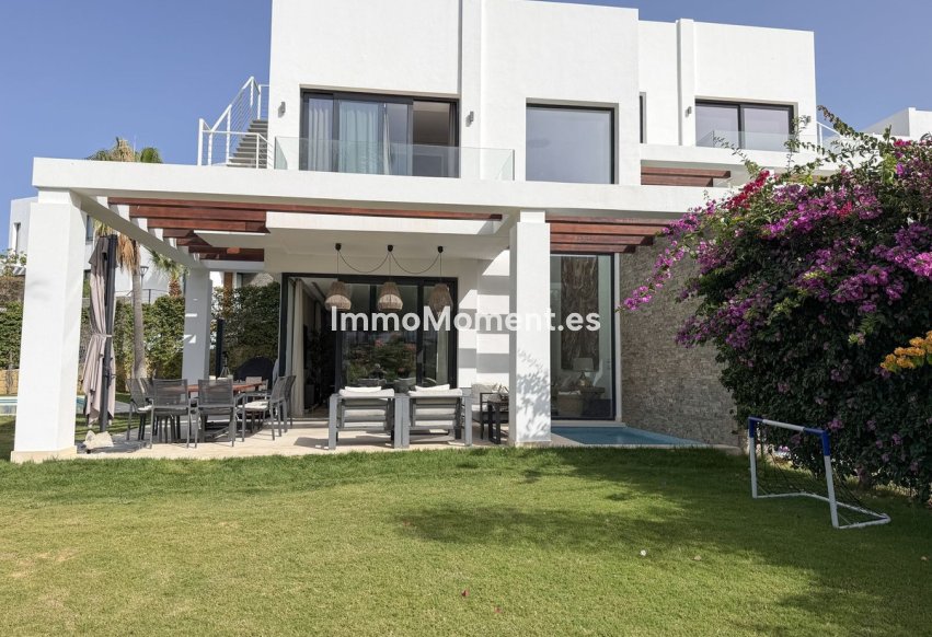 Wiederverkauf - Freistehende Villa - Marbella - Cabopino