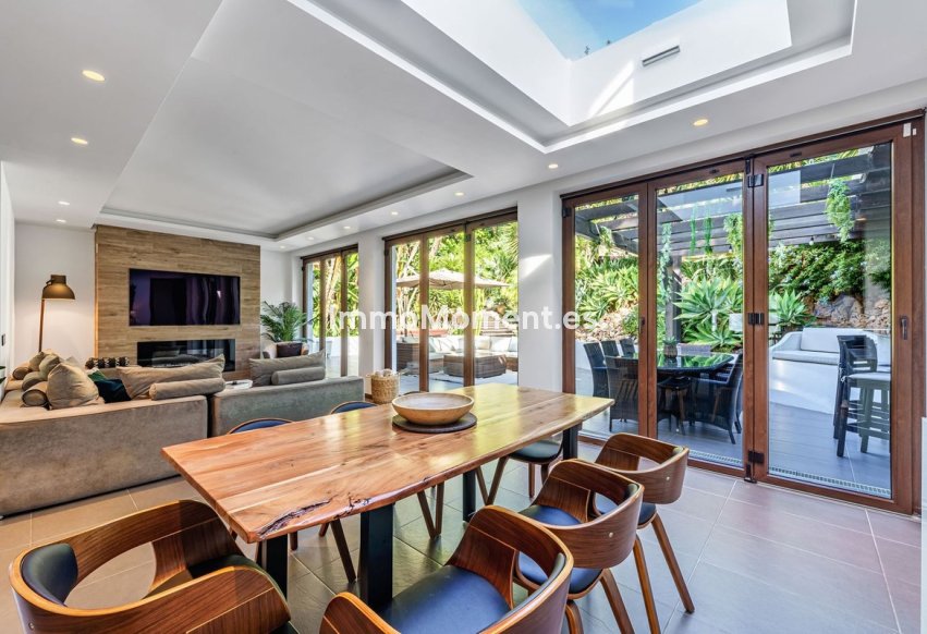 Wiederverkauf - Freistehende Villa - Marbella - El Rosario