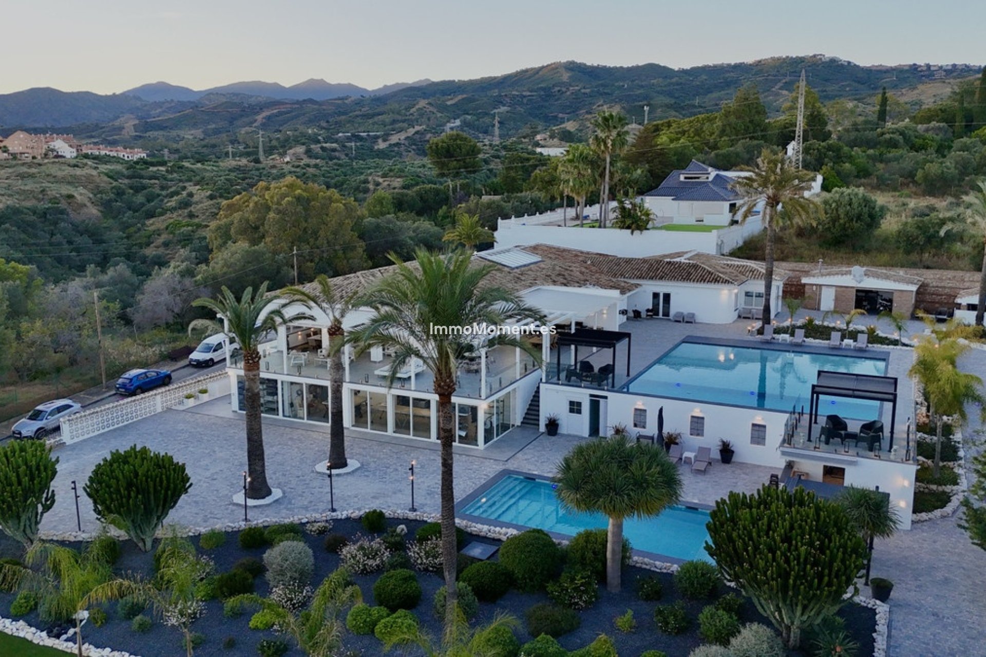 Wiederverkauf - Freistehende Villa - Marbella - Elviria