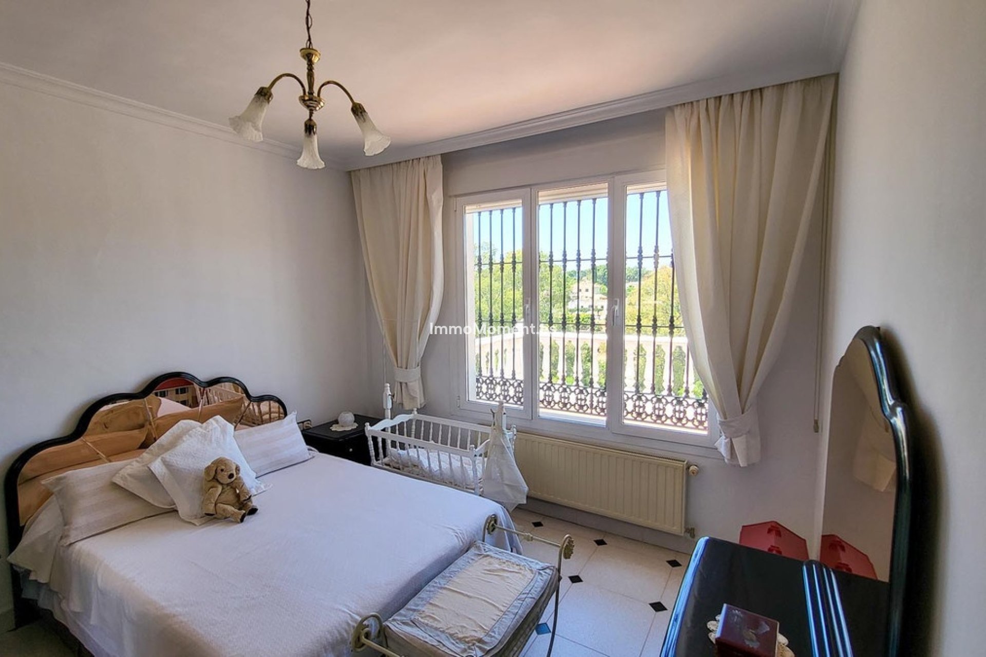 Wiederverkauf - Freistehende Villa - Marbella - Elviria