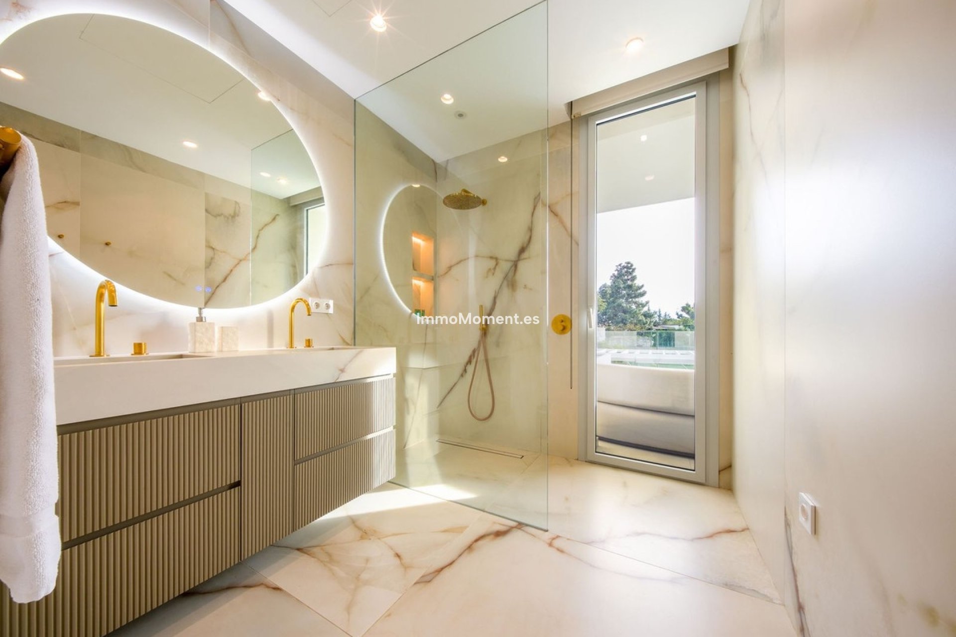 Wiederverkauf - Freistehende Villa - Marbella - Elviria