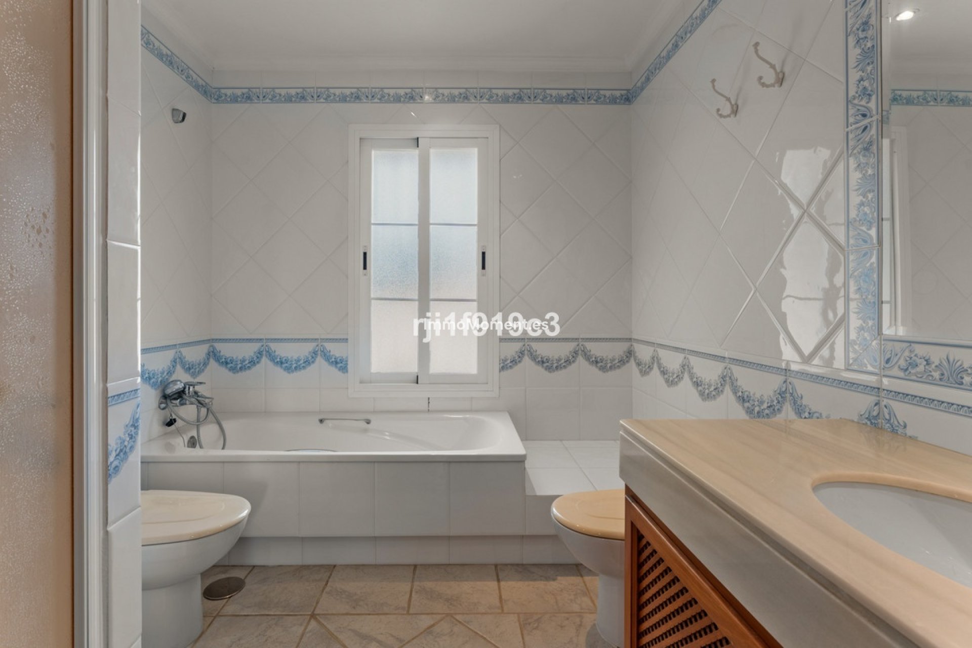 Wiederverkauf - Freistehende Villa - Marbella - Elviria