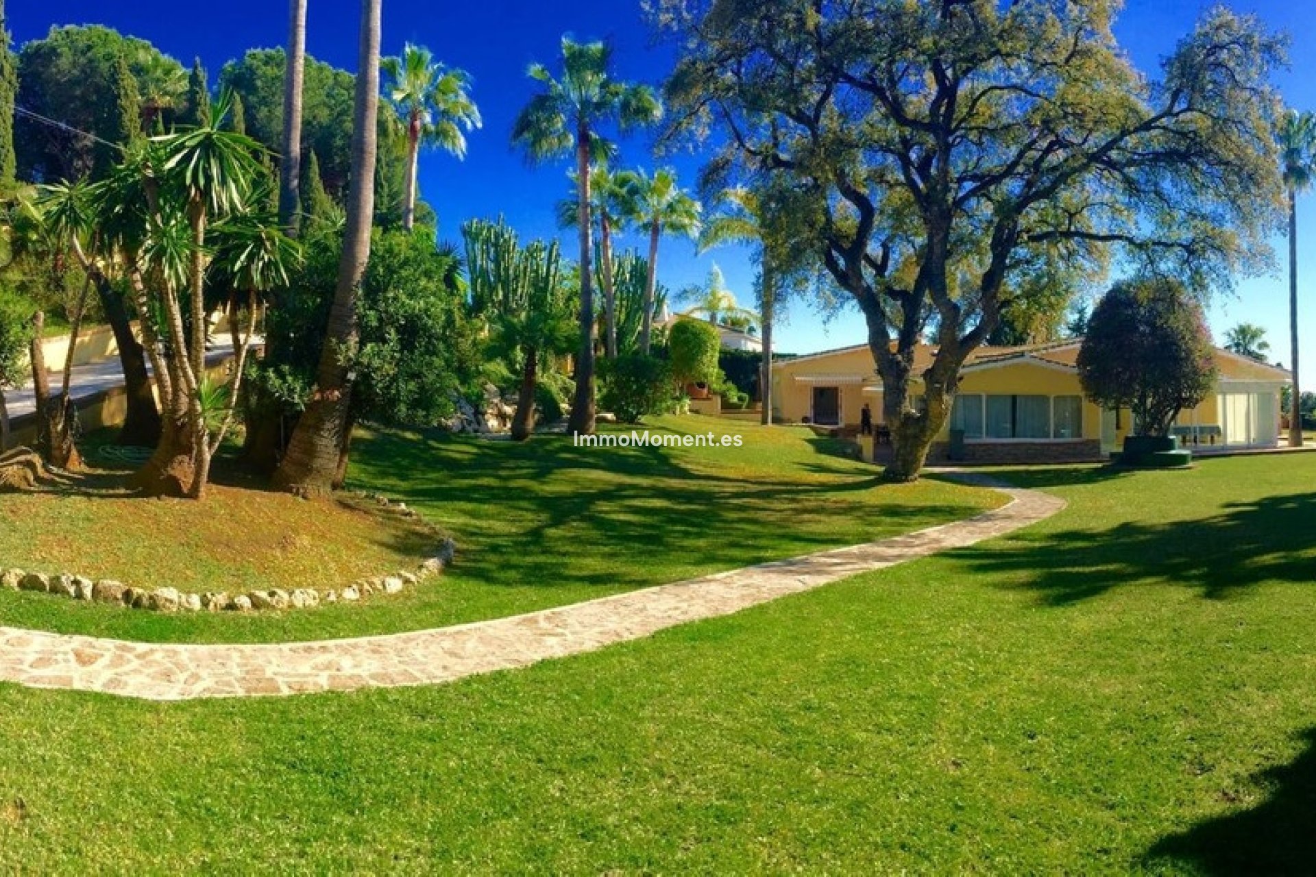 Wiederverkauf - Freistehende Villa - Marbella - Elviria