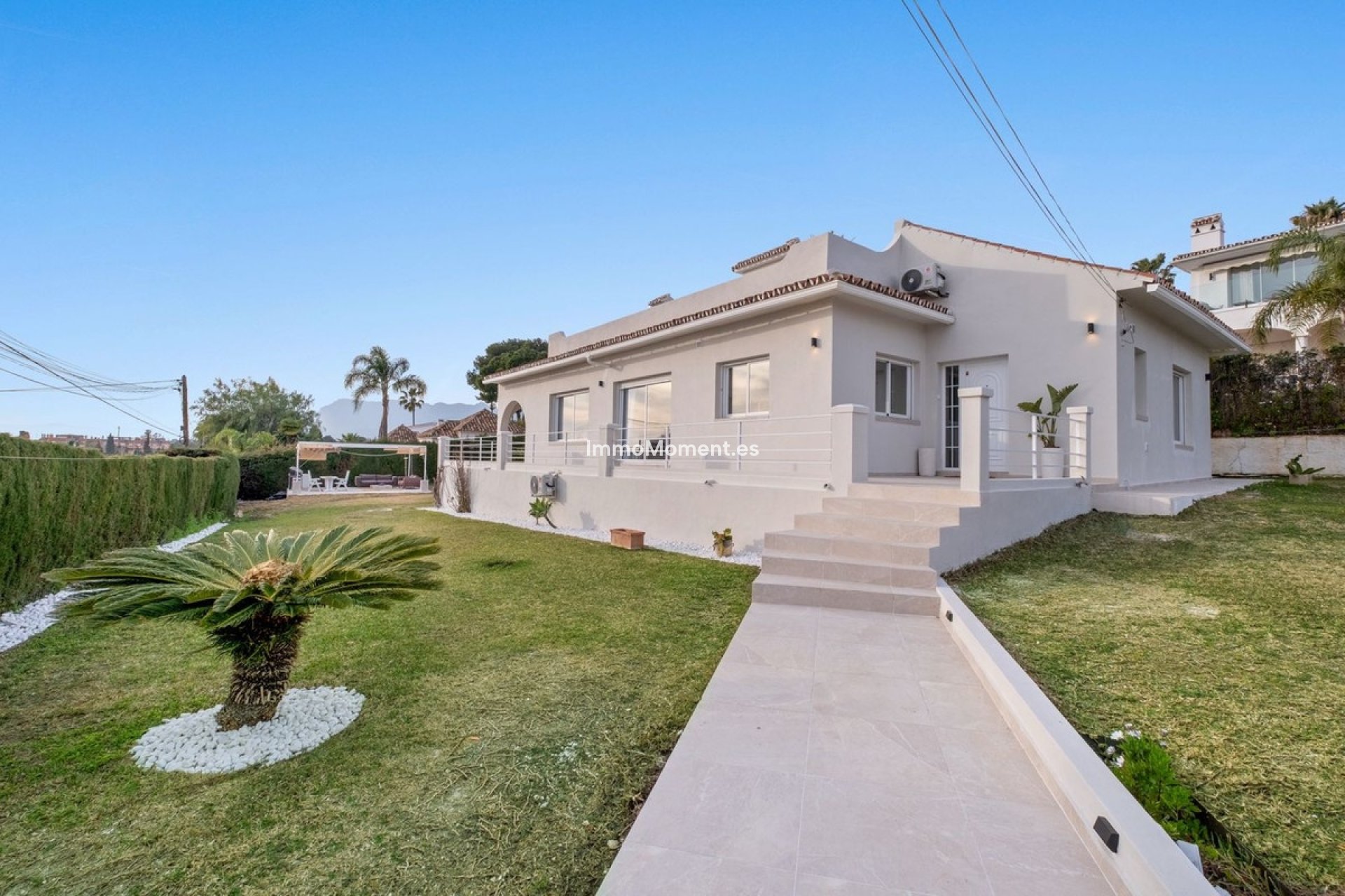 Wiederverkauf - Freistehende Villa - Marbella - Elviria