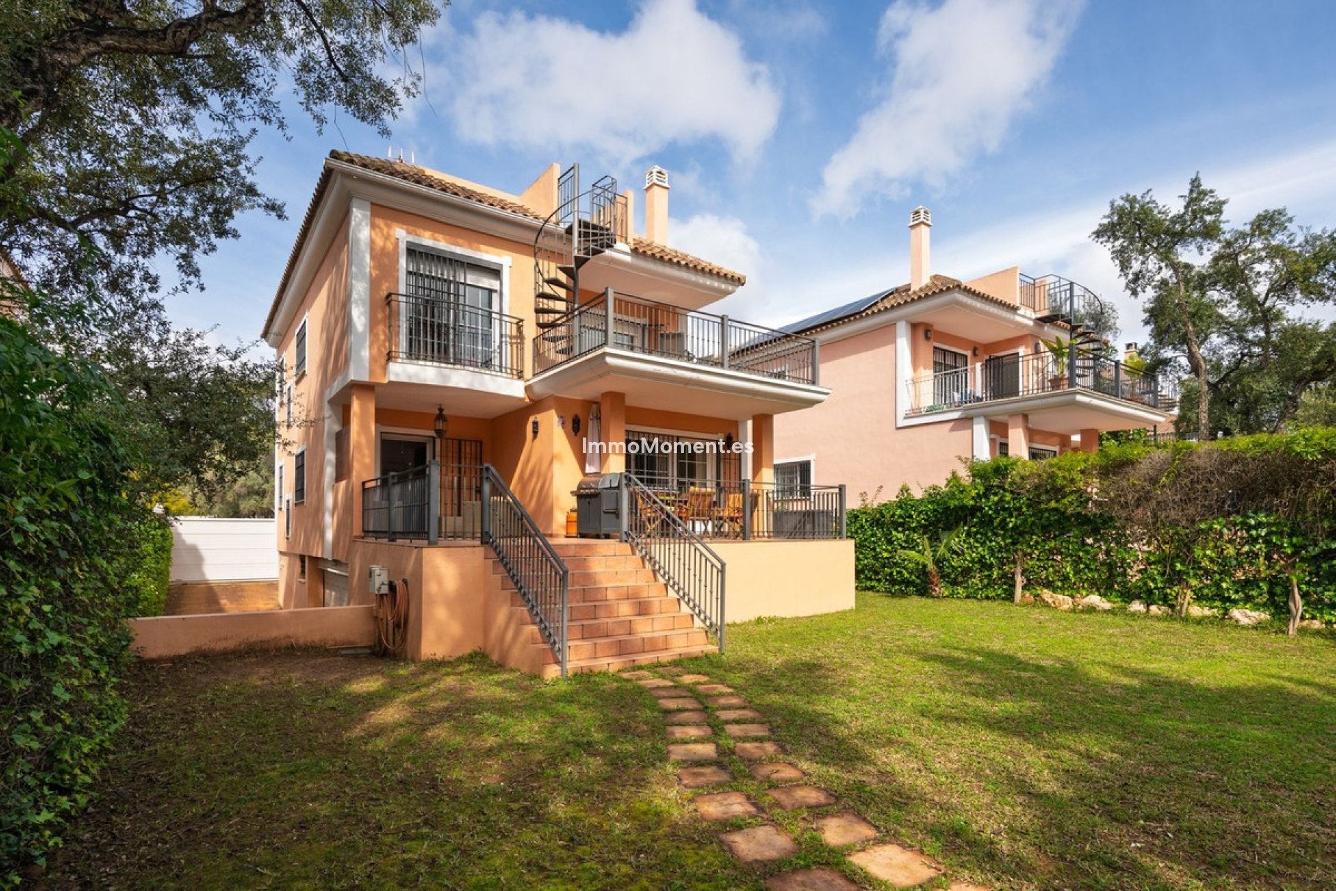 Wiederverkauf - Freistehende Villa - Marbella - Elviria