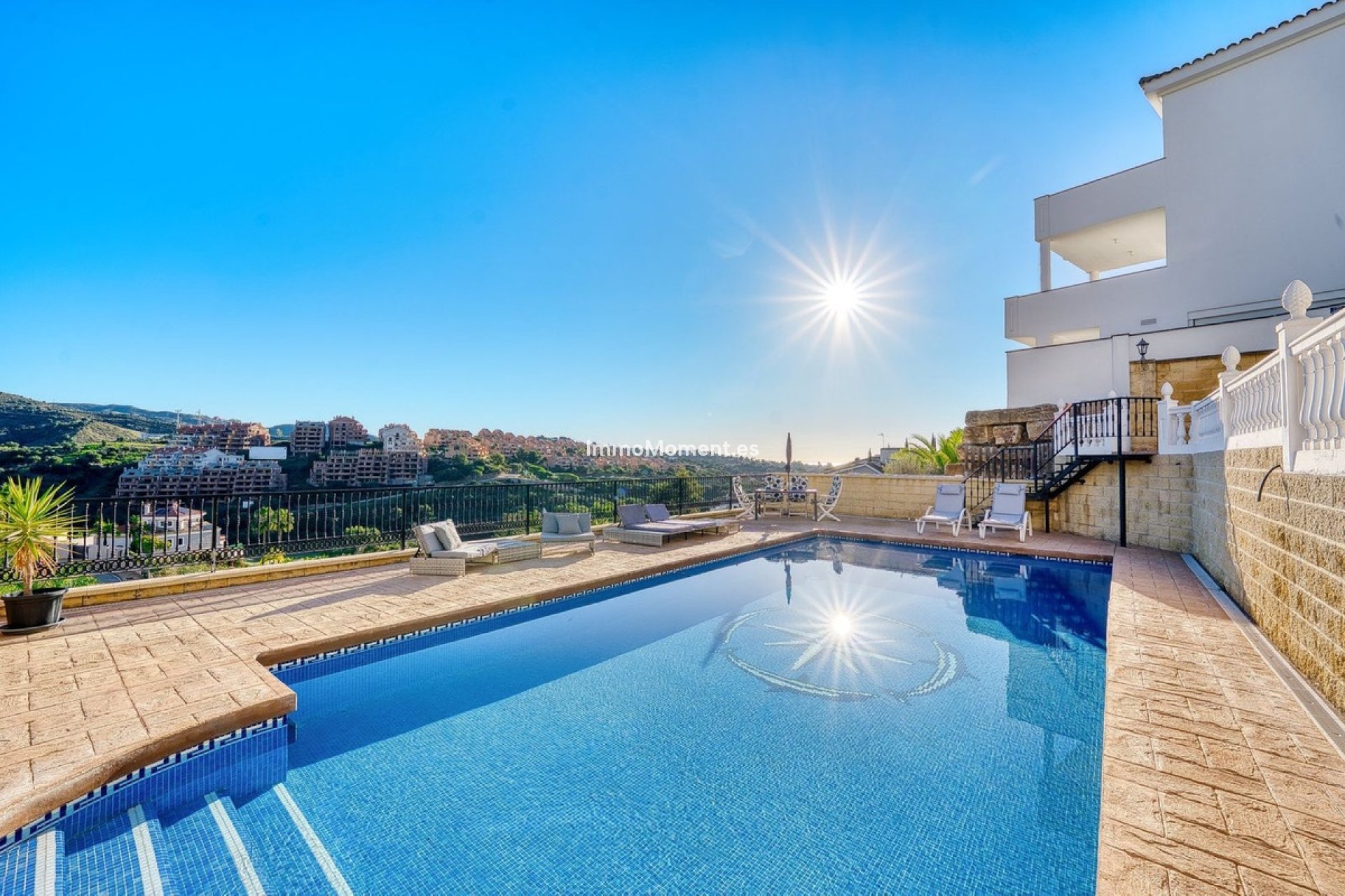 Wiederverkauf - Freistehende Villa - Marbella - Elviria