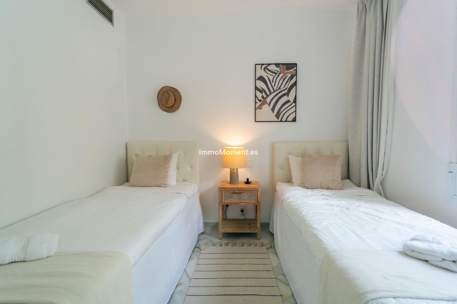 Wiederverkauf - Freistehende Villa - Marbella - Elviria
