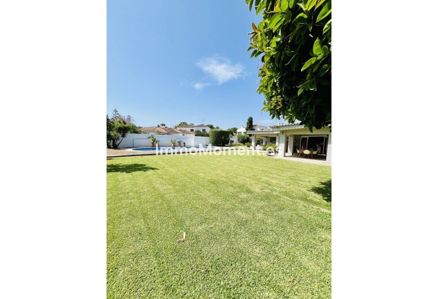 Wiederverkauf - Freistehende Villa - Marbella - Guadalmina Baja