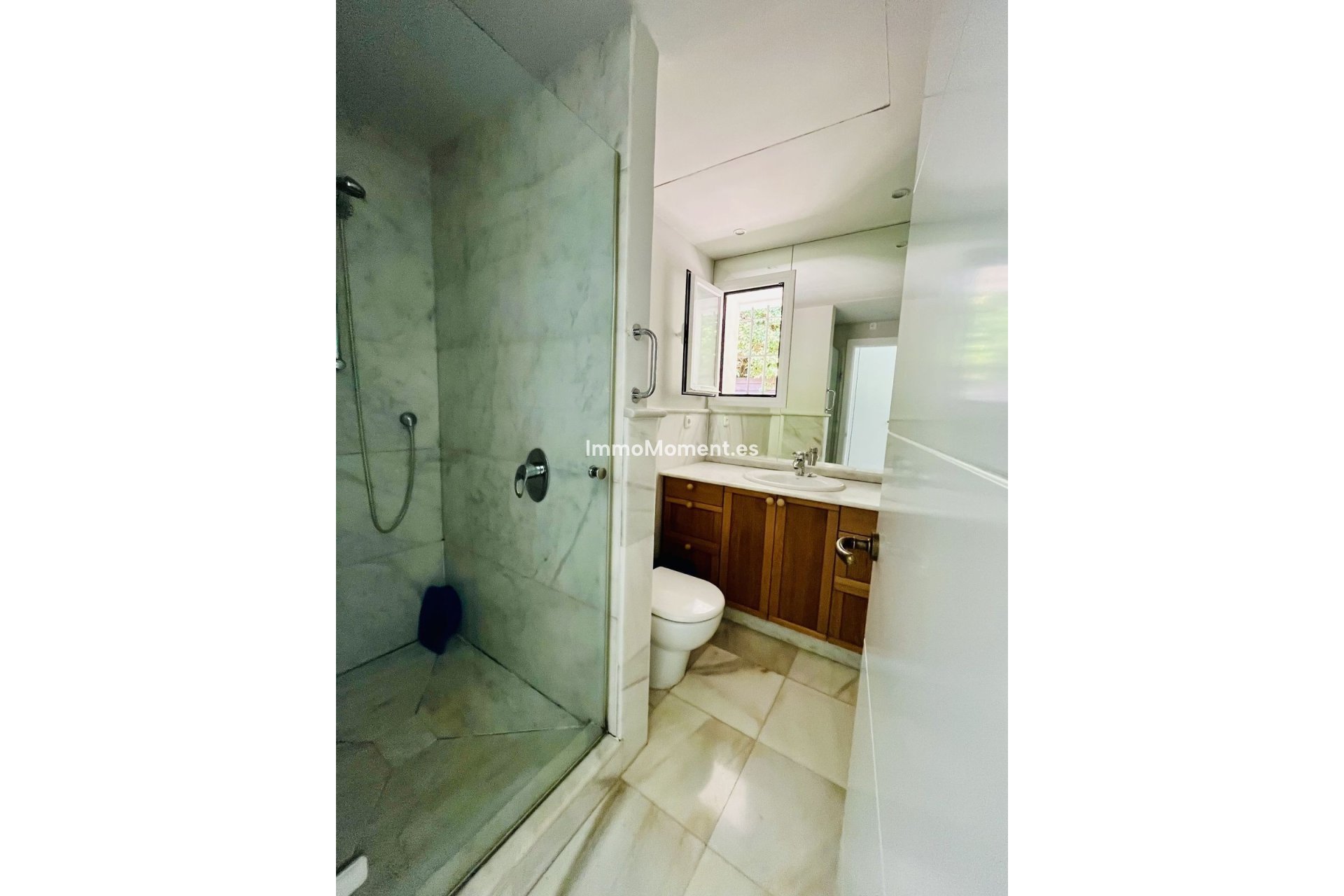 Wiederverkauf - Freistehende Villa - Marbella - Guadalmina Baja