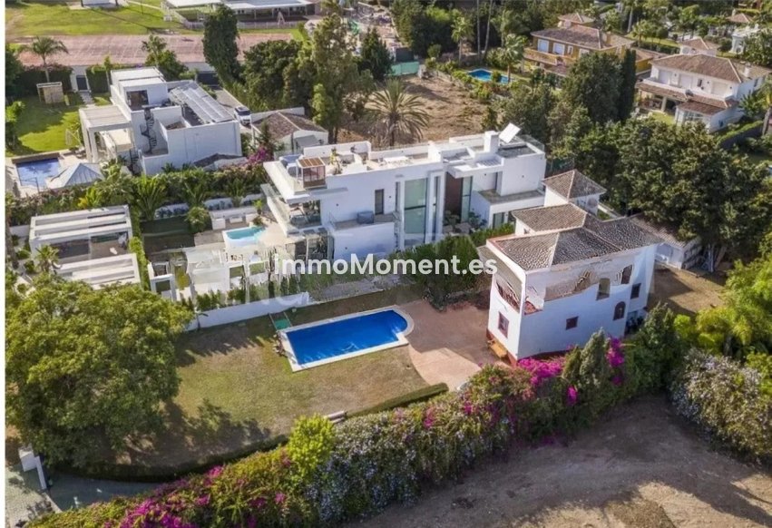Wiederverkauf - Freistehende Villa - Marbella - Guadalmina Baja