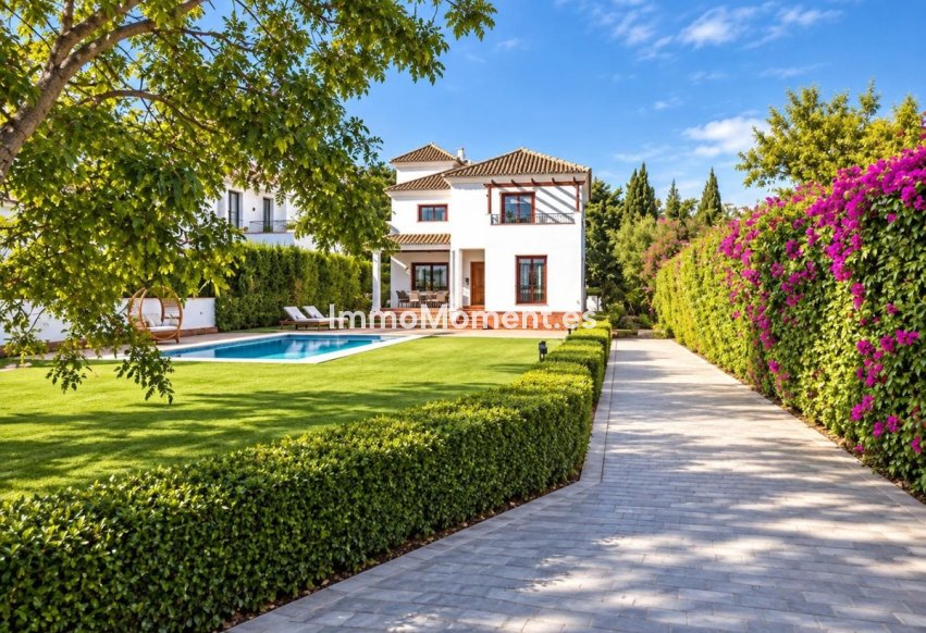 Wiederverkauf - Freistehende Villa - Marbella - Guadalmina Baja