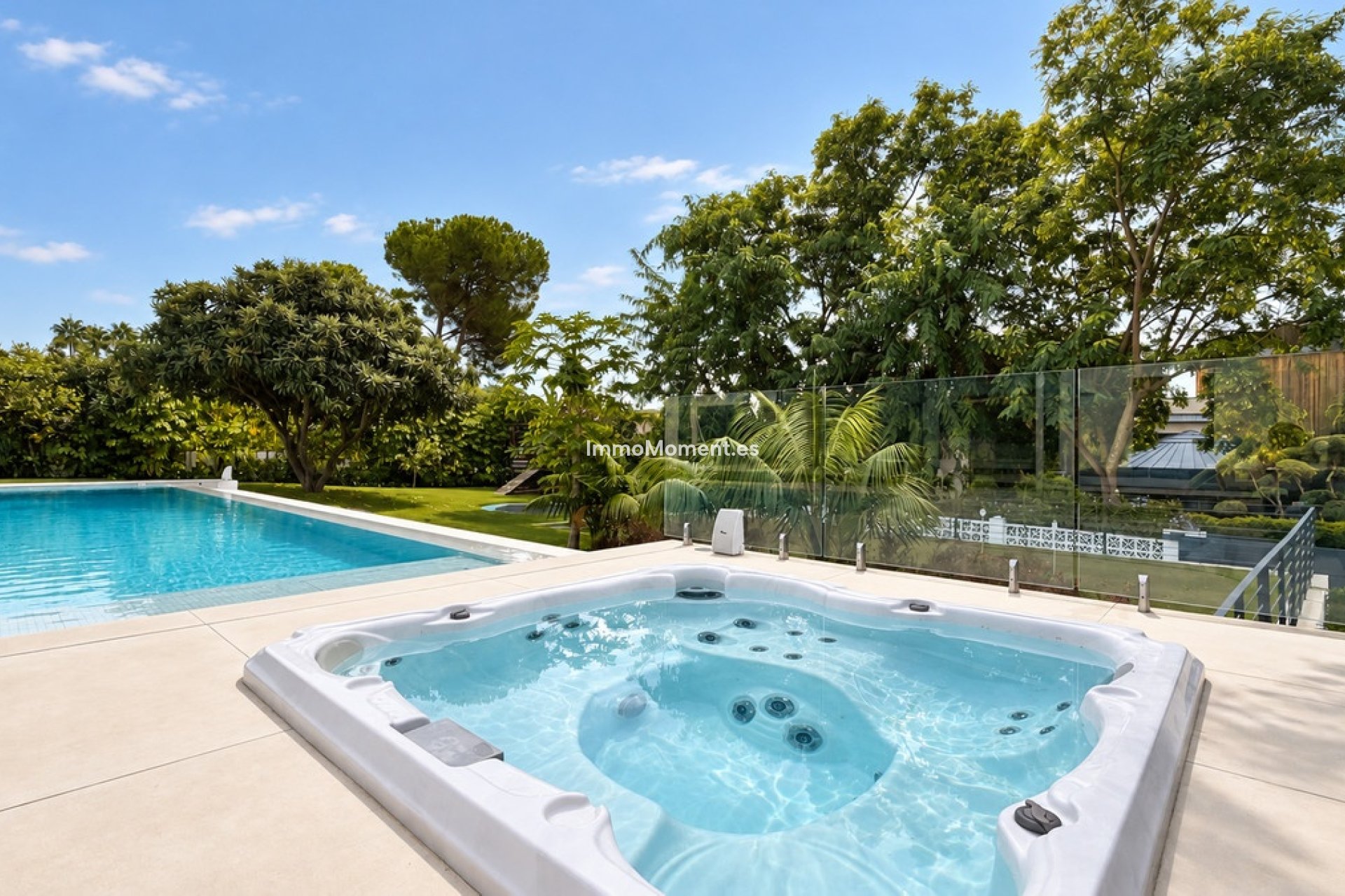 Wiederverkauf - Freistehende Villa - Marbella - Guadalmina Baja
