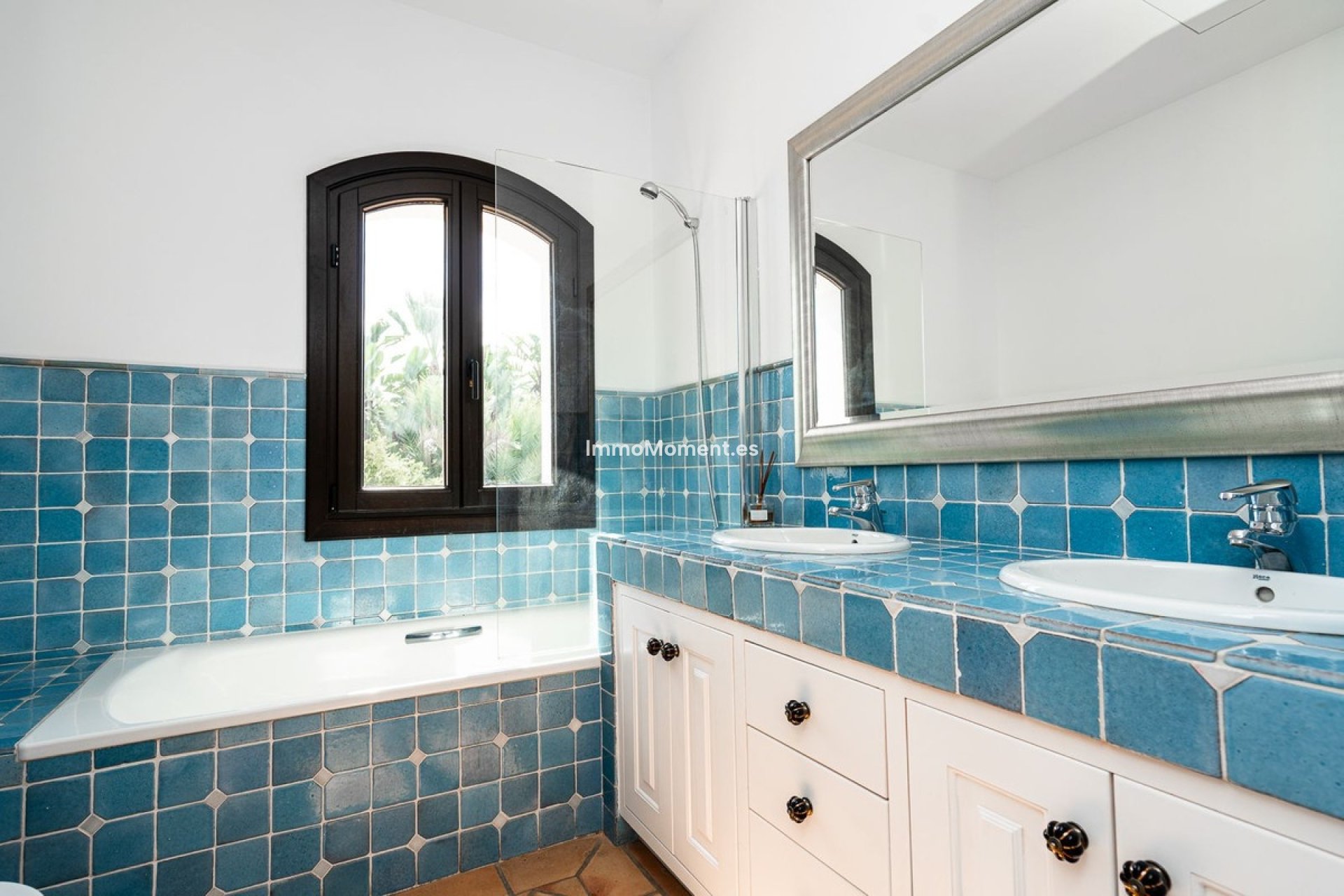 Wiederverkauf - Freistehende Villa - Marbella - Guadalmina Baja