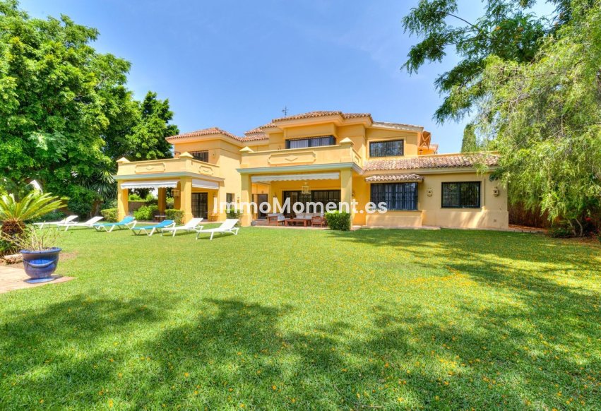 Wiederverkauf - Freistehende Villa - Marbella - Guadalmina Baja