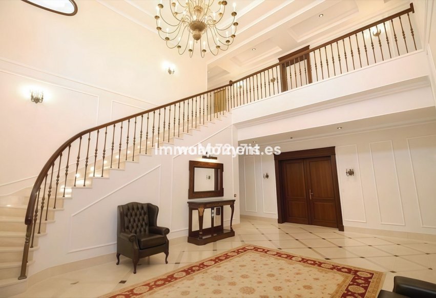 Wiederverkauf - Freistehende Villa - Marbella - Guadalmina Baja