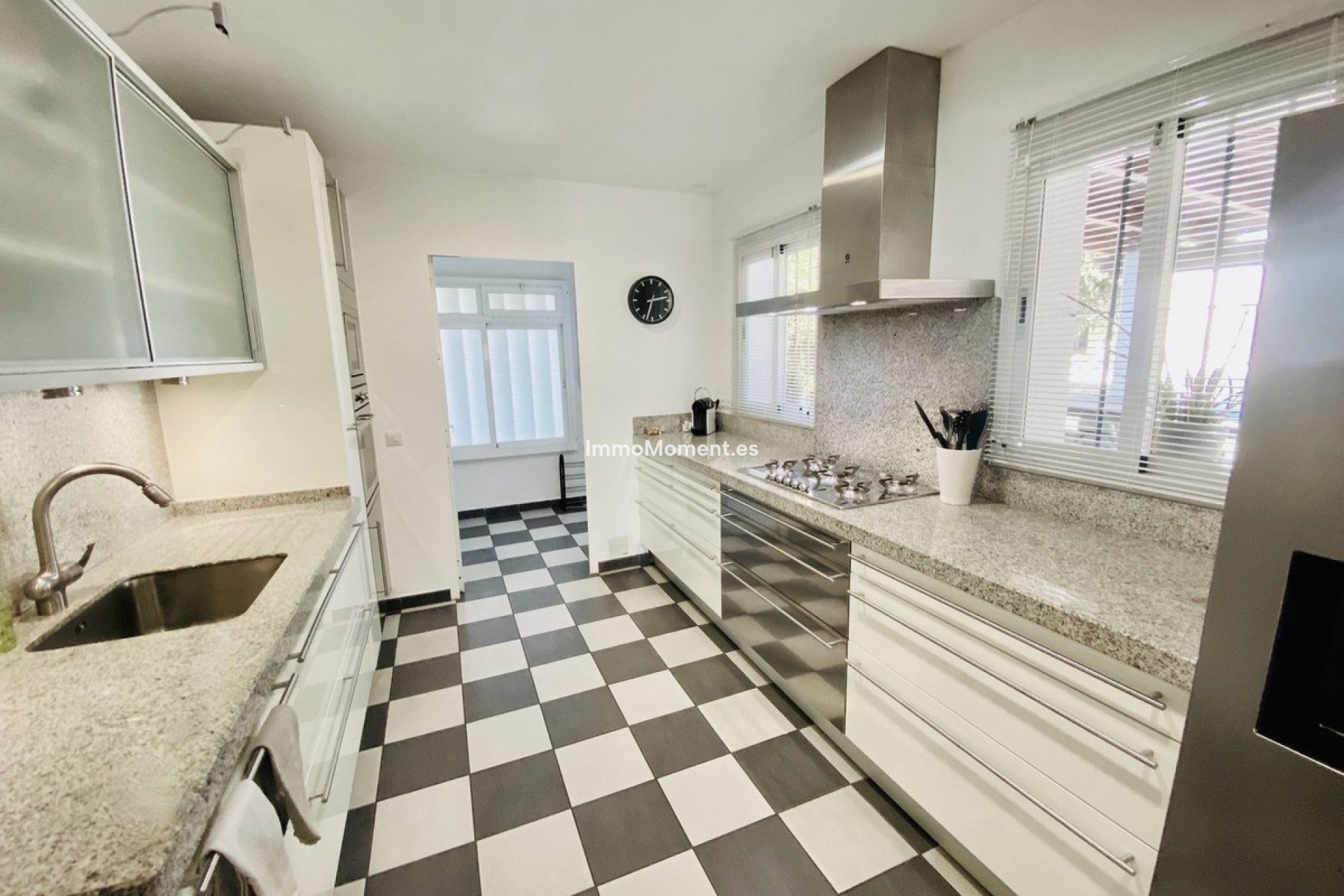 Wiederverkauf - Freistehende Villa - Marbella - Guadalmina Baja