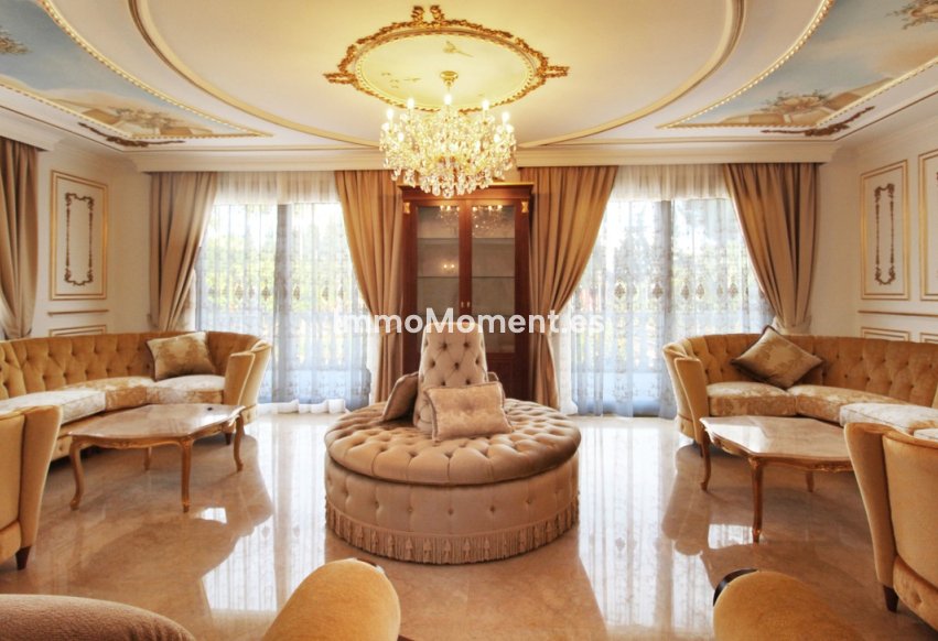 Wiederverkauf - Freistehende Villa - Marbella - Guadalmina Baja