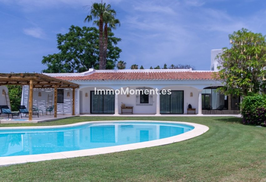 Wiederverkauf - Freistehende Villa - Marbella - Guadalmina Baja