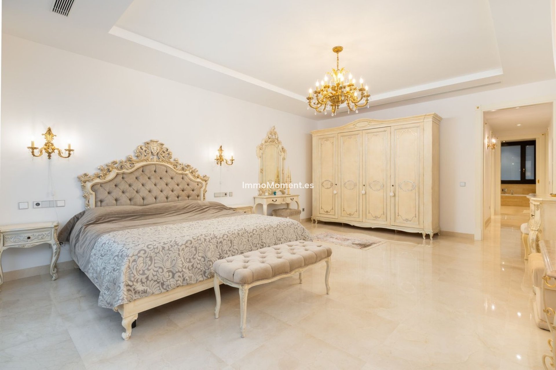 Wiederverkauf - Freistehende Villa - Marbella - Guadalmina Baja