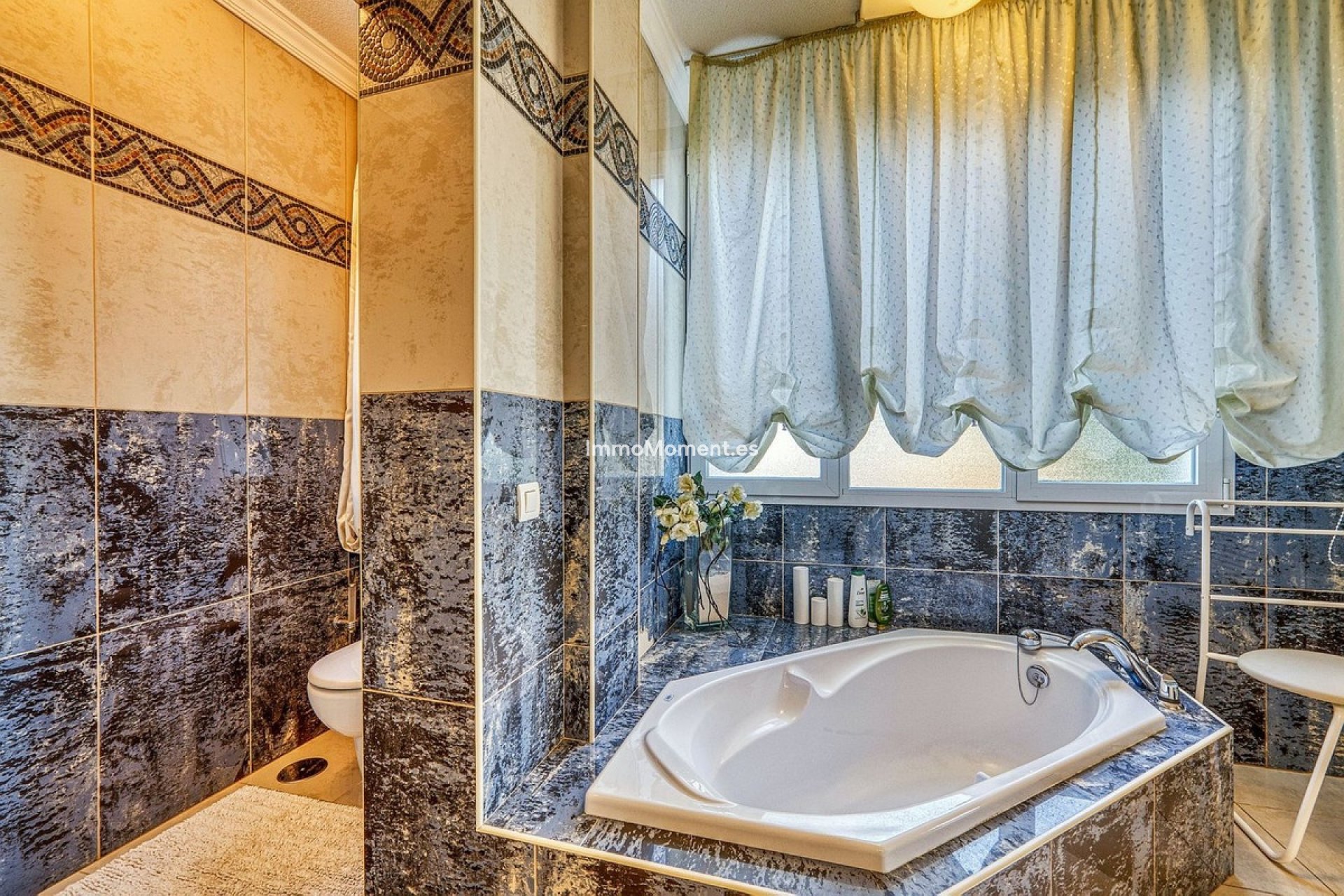 Wiederverkauf - Freistehende Villa - Marbella - Hacienda Las Chapas