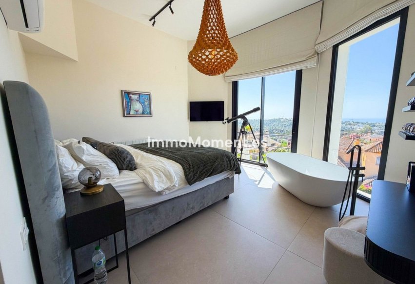 Wiederverkauf - Freistehende Villa - Marbella - Hacienda Las Chapas