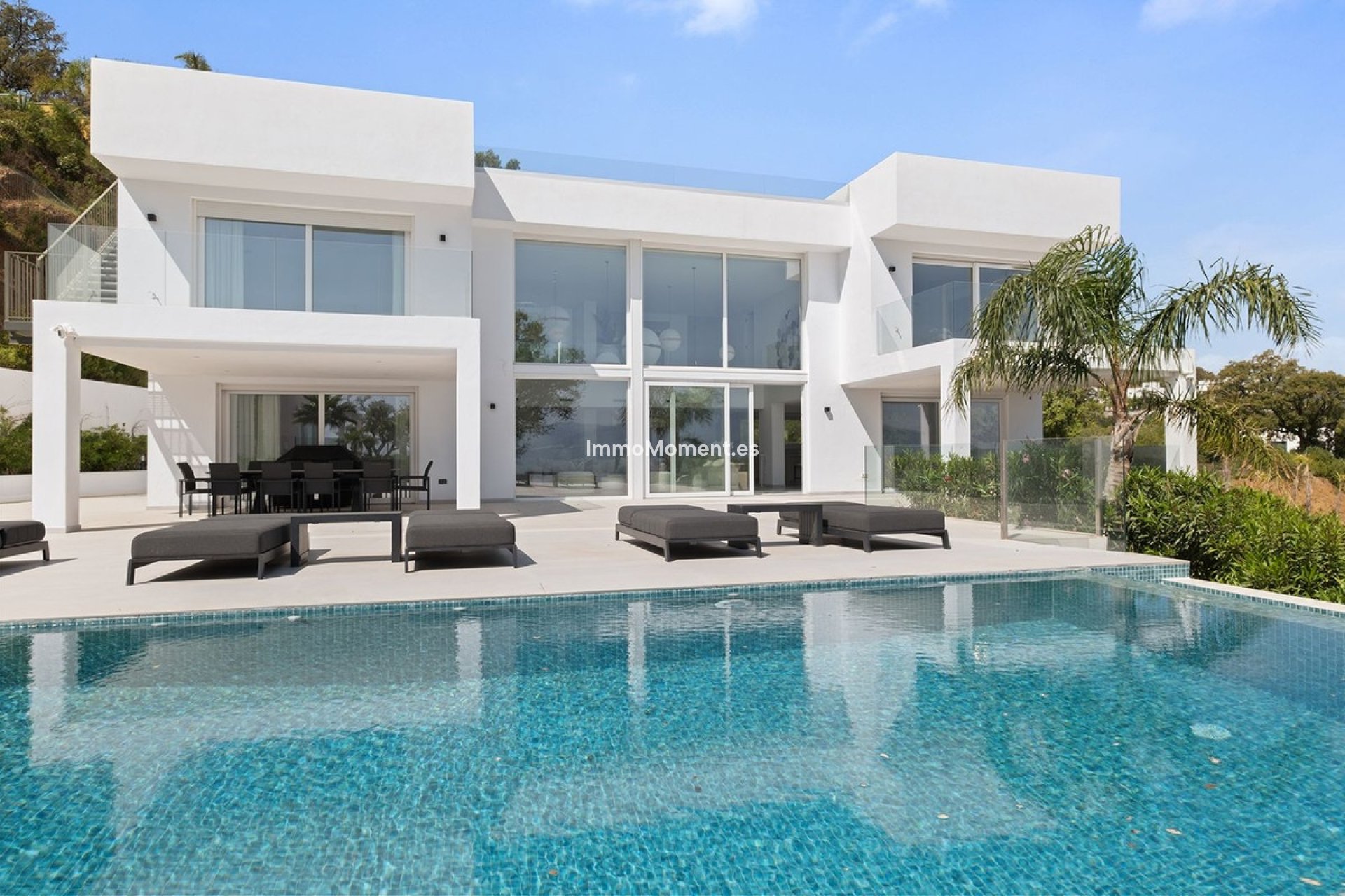 Wiederverkauf - Freistehende Villa - Marbella - La Mairena