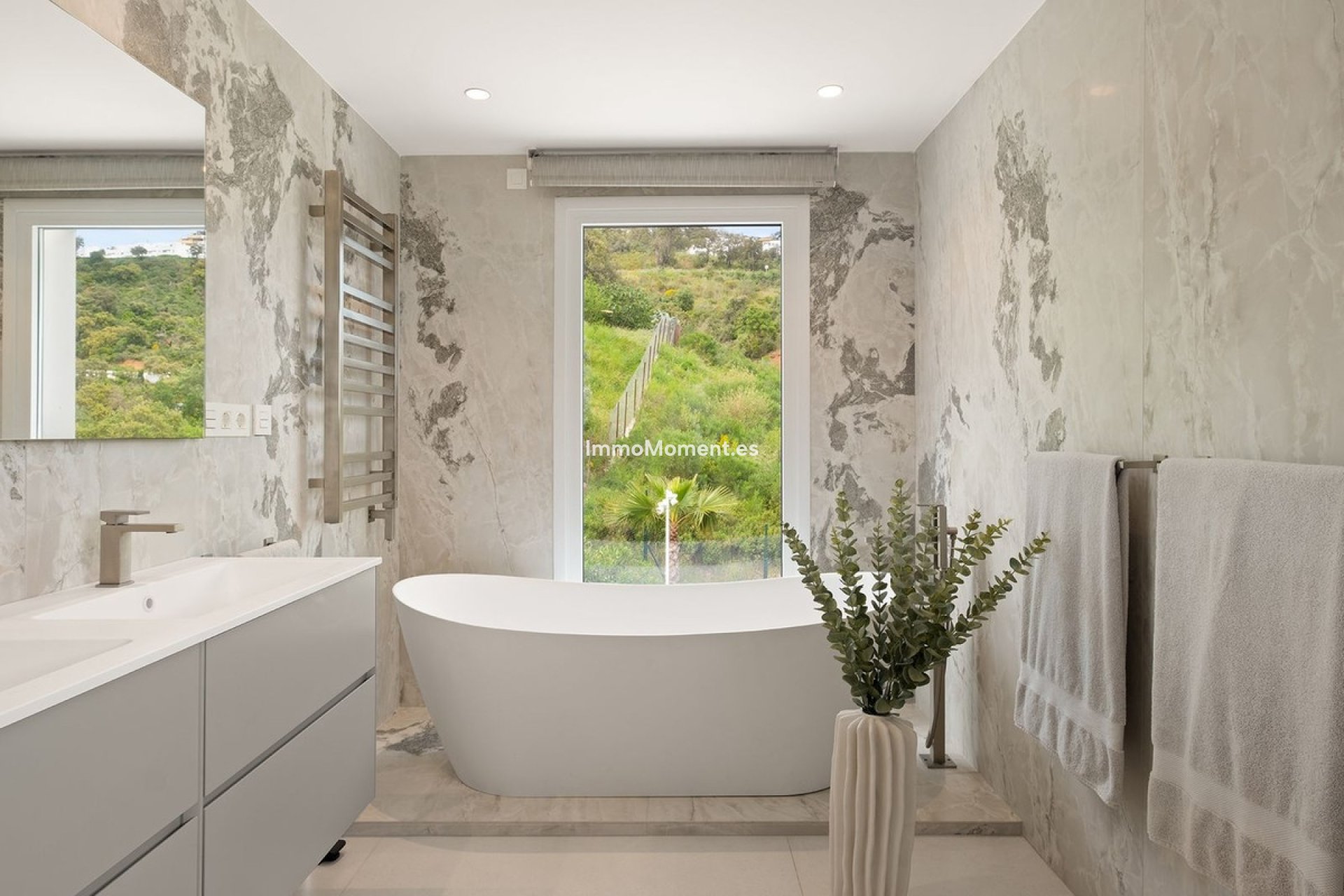Wiederverkauf - Freistehende Villa - Marbella - La Mairena
