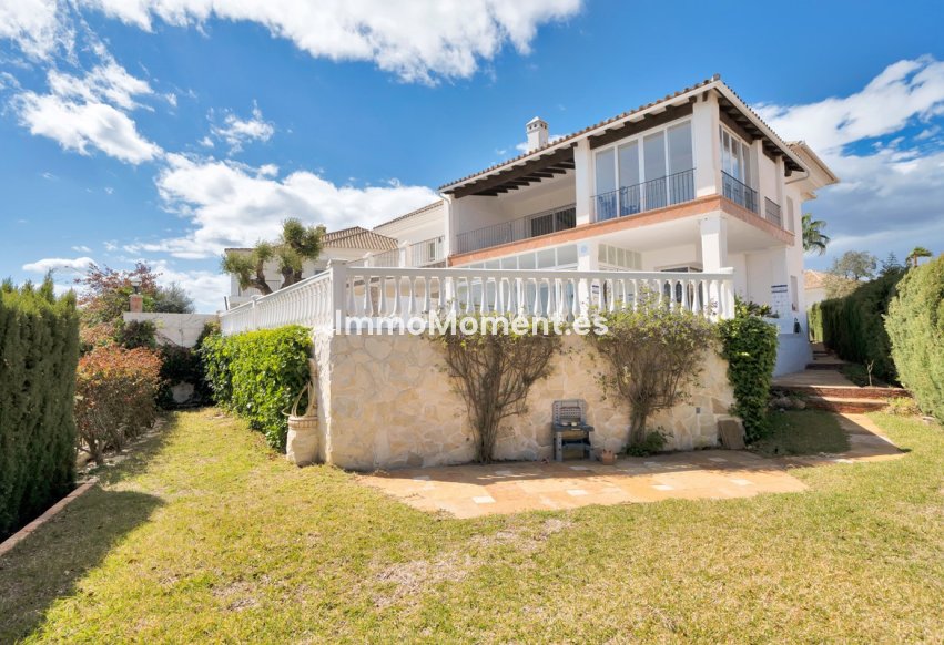 Wiederverkauf - Freistehende Villa - Marbella - La Mairena