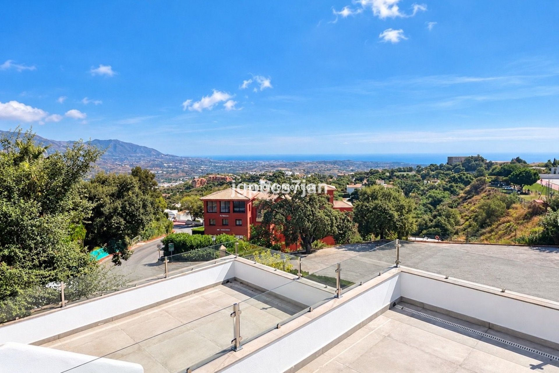 Wiederverkauf - Freistehende Villa - Marbella - La Mairena