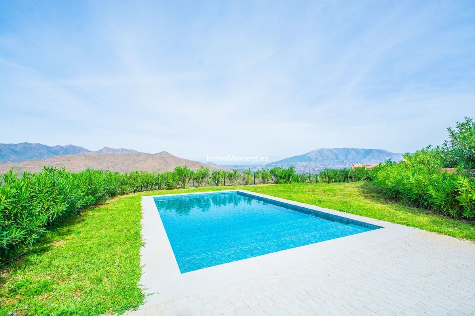 Wiederverkauf - Freistehende Villa - Marbella - La Mairena