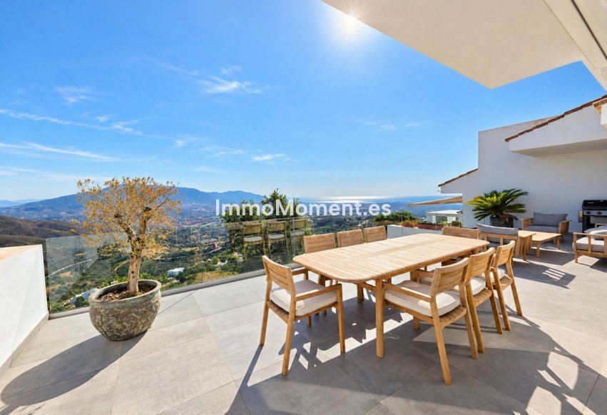 Wiederverkauf - Freistehende Villa - Marbella - La Mairena