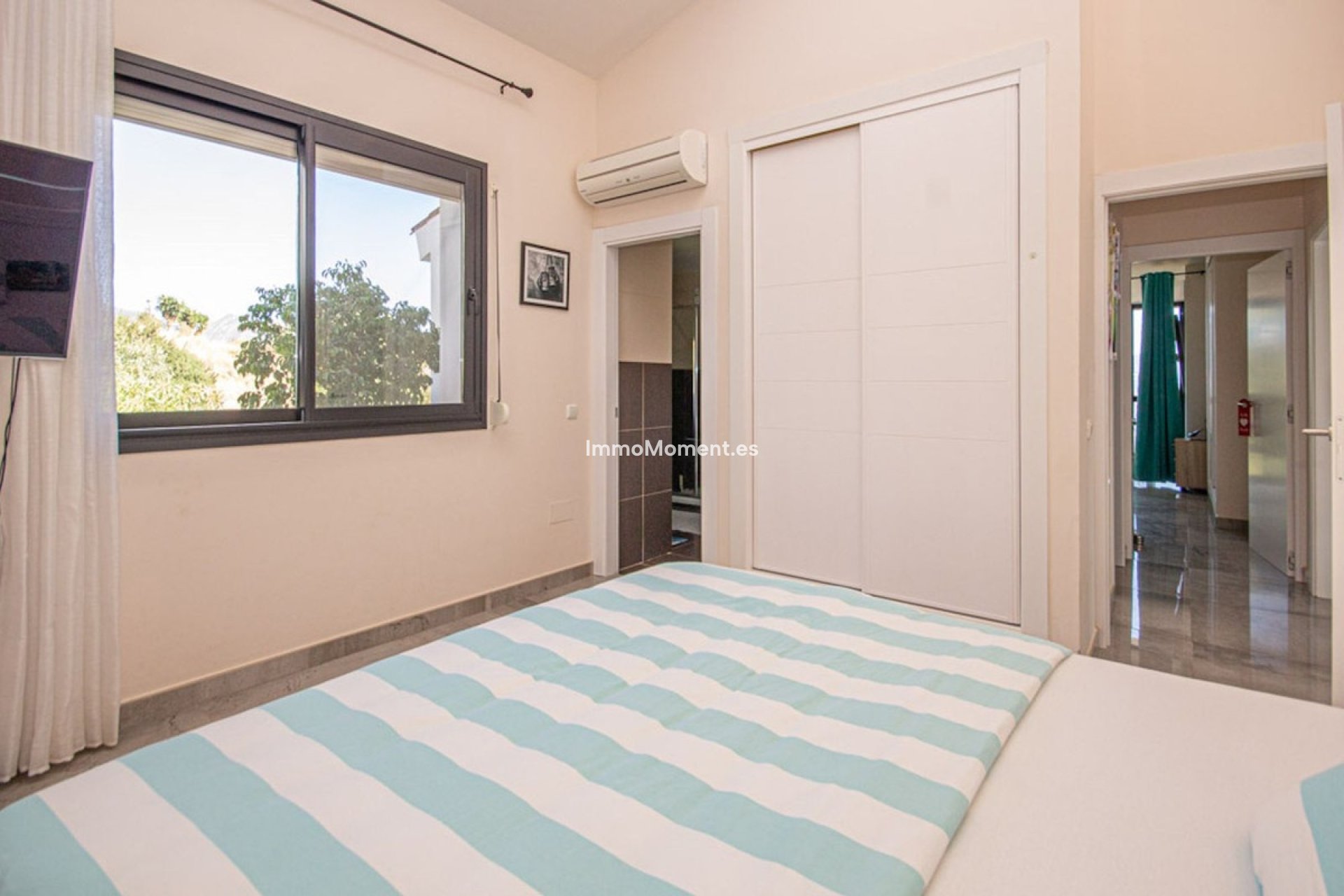 Wiederverkauf - Freistehende Villa - Marbella - La Mairena